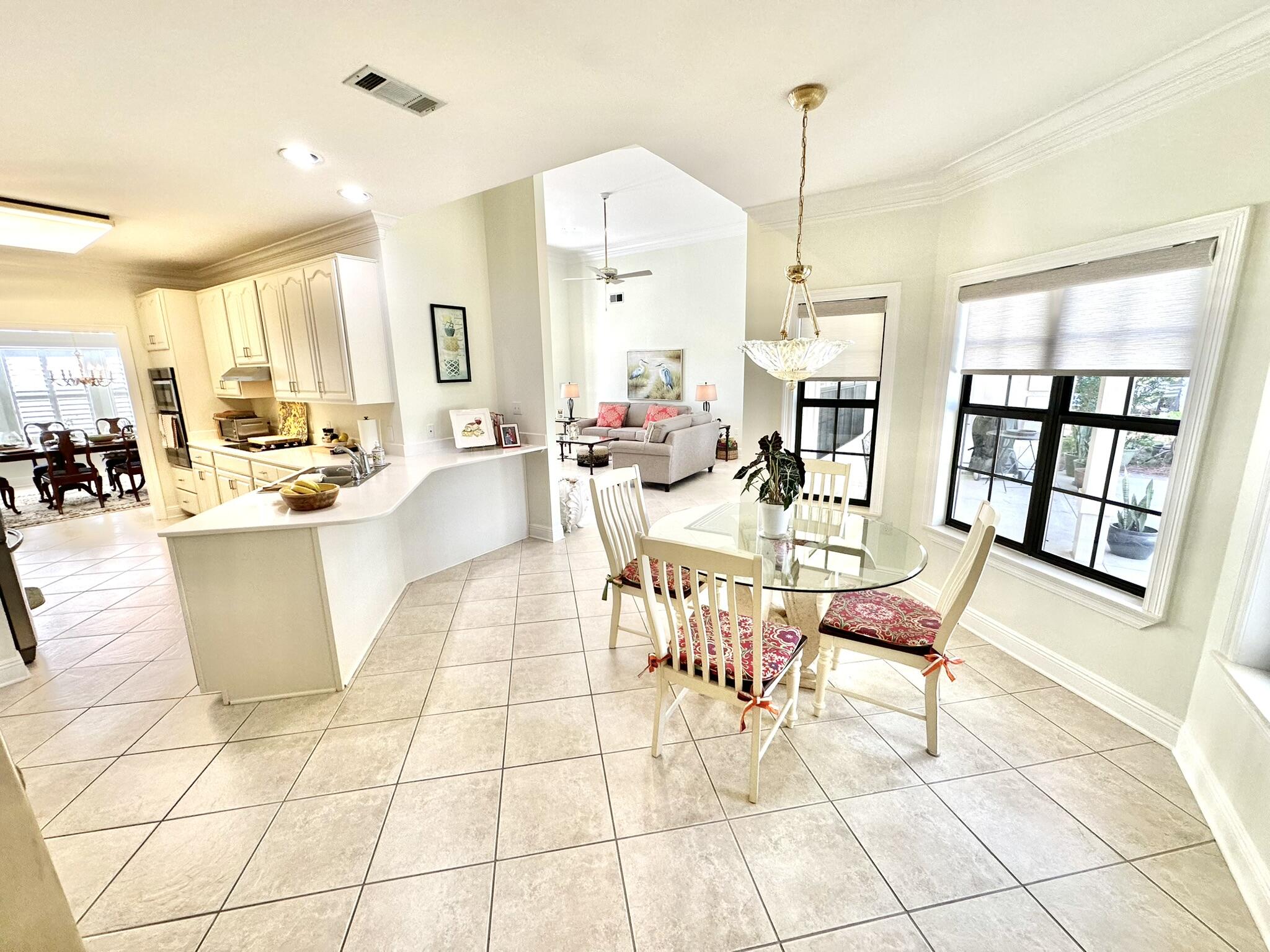 BAYTOWNE AVE EAST - Residential