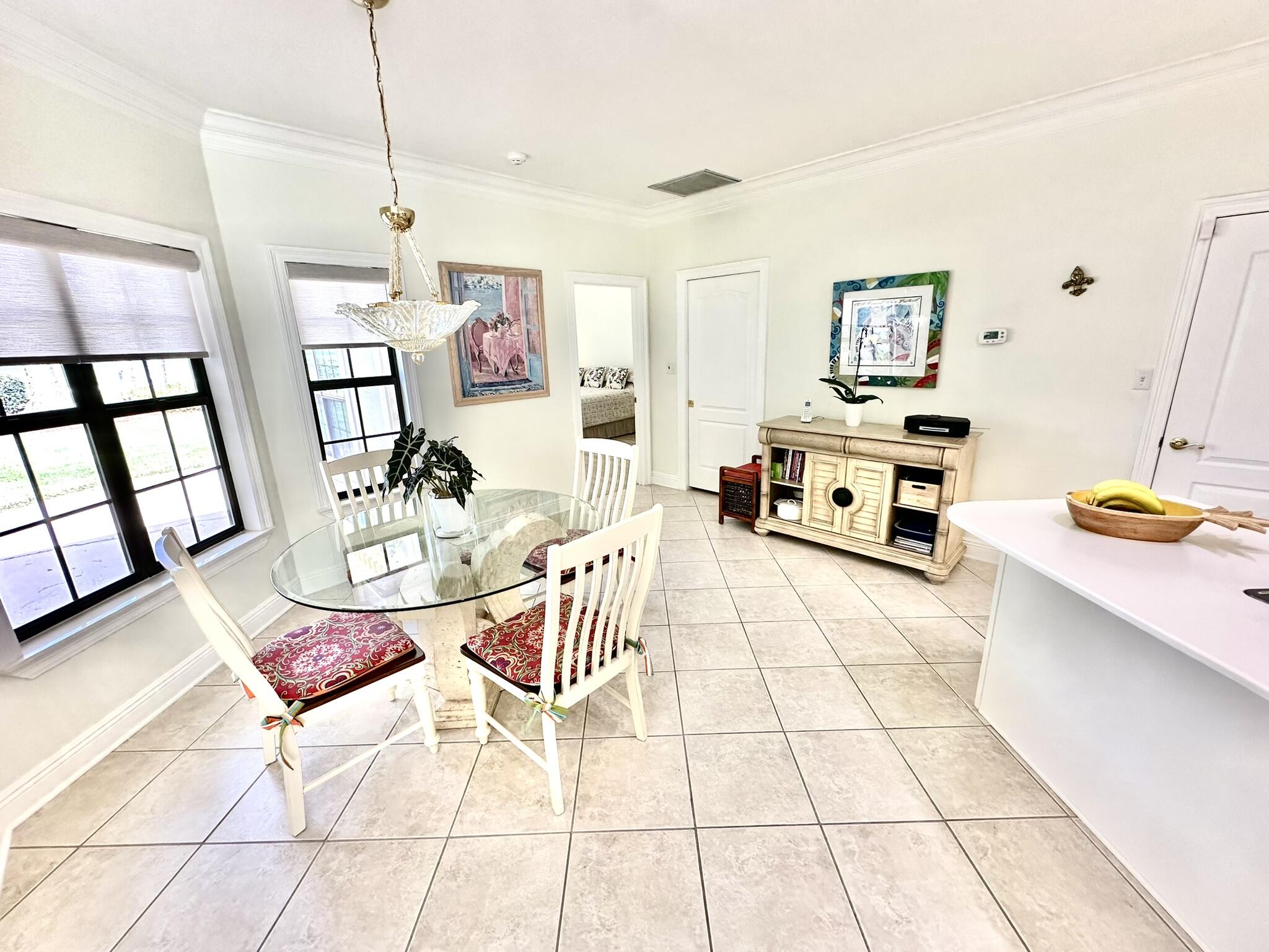 BAYTOWNE AVE EAST - Residential