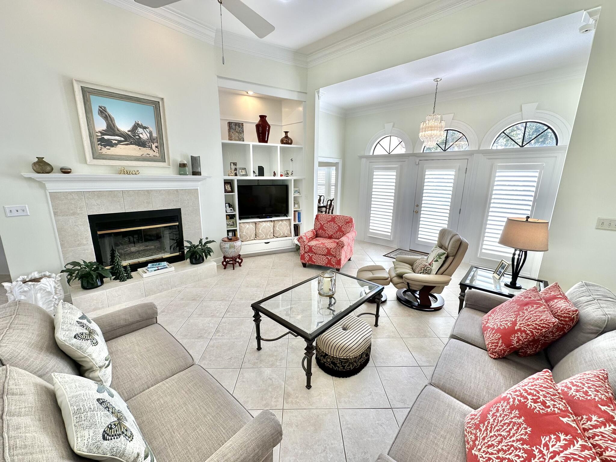 BAYTOWNE AVE EAST - Residential