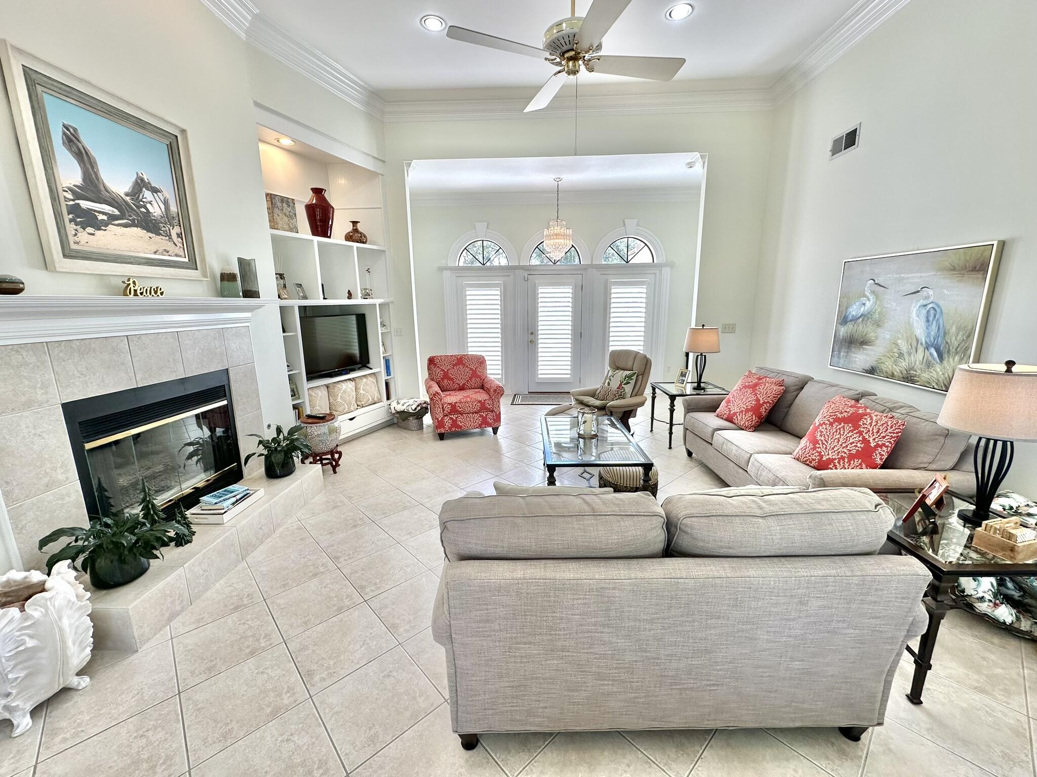 BAYTOWNE AVE EAST - Residential