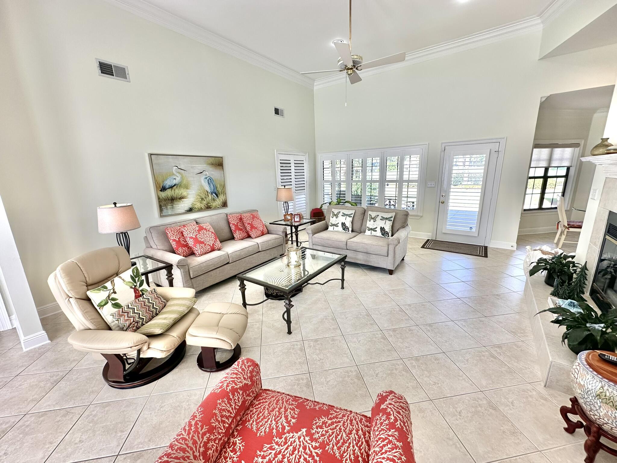 BAYTOWNE AVE EAST - Residential