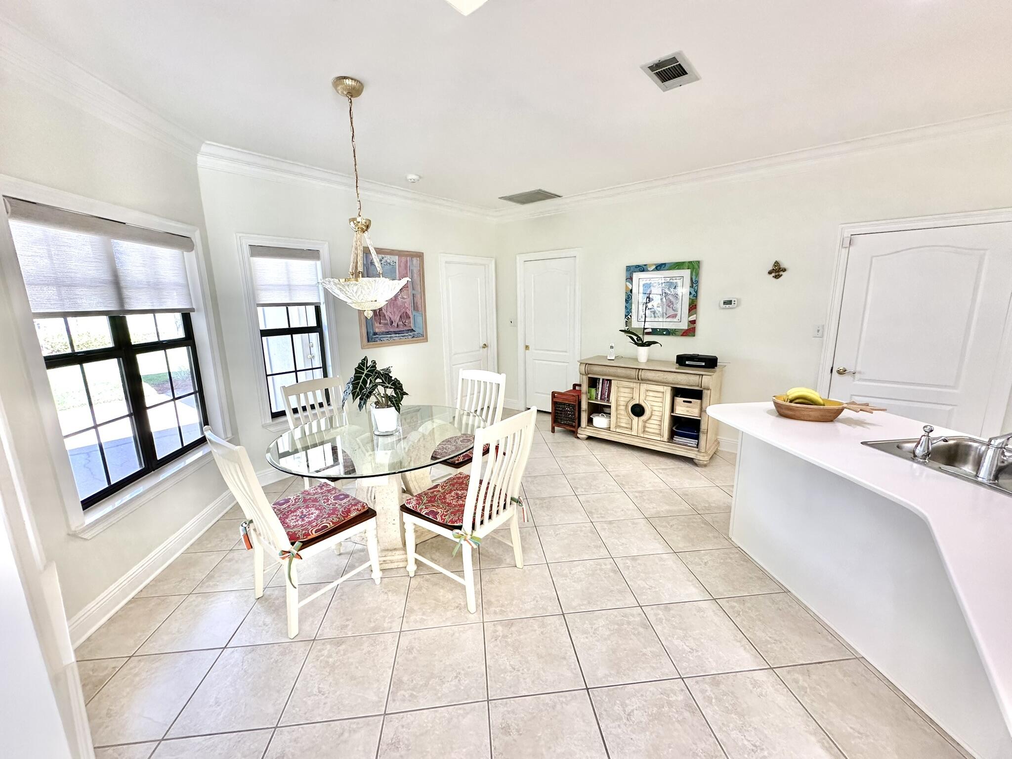 BAYTOWNE AVE EAST - Residential