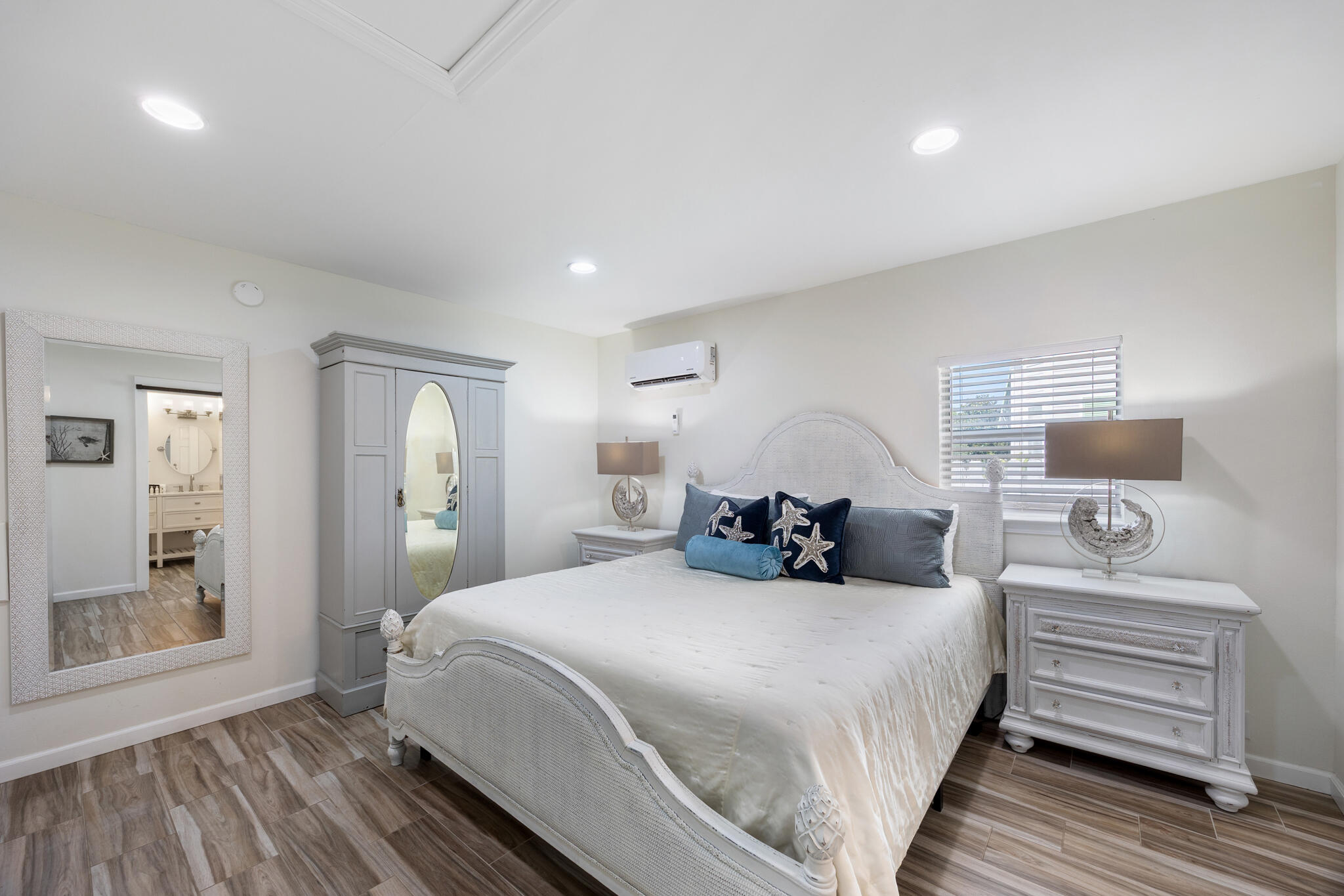 CRYSTAL BEACH COTTAGES PH 2 - Residential