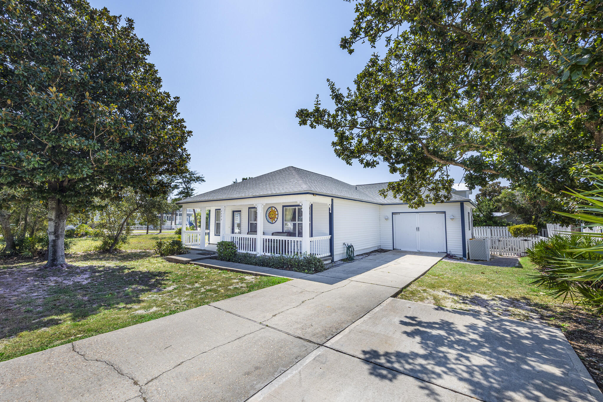 CRYSTAL BEACH COTTAGES PH 2 - Residential