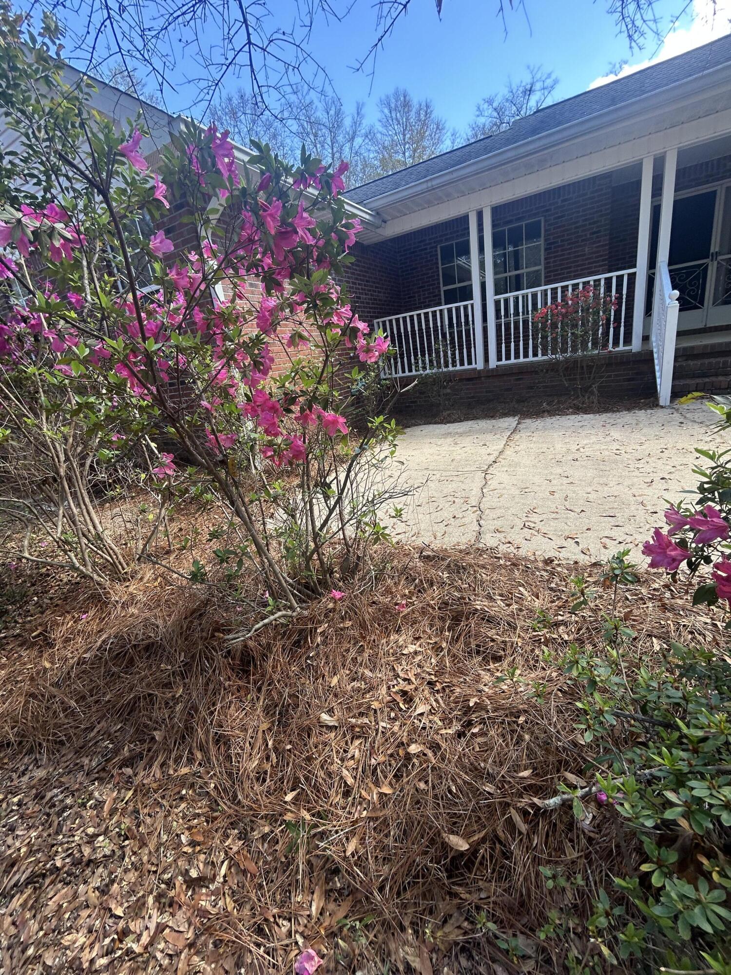 MILL CREEK ESTATES - Residential