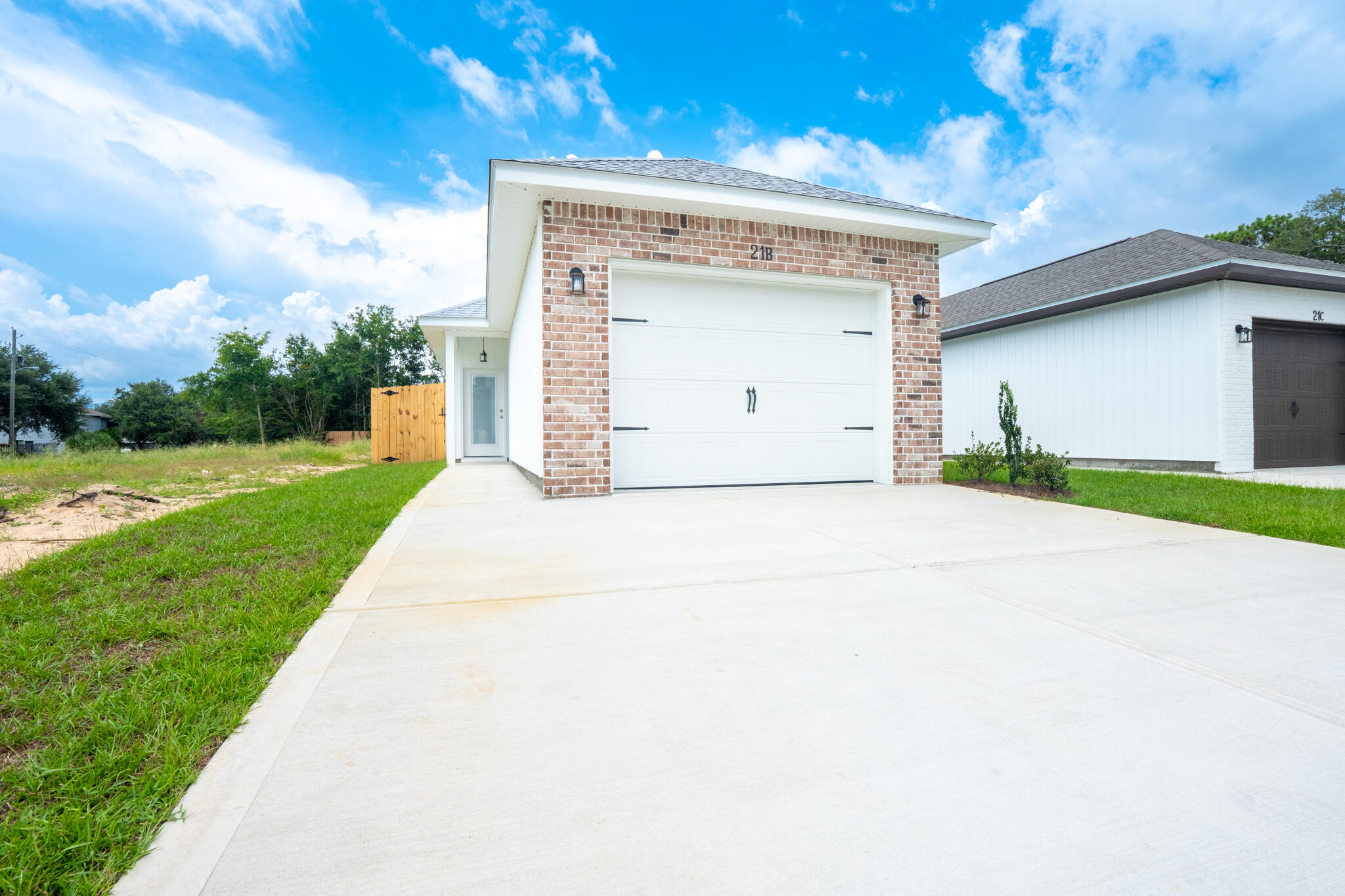 SHALIMAR 32579 - Residential