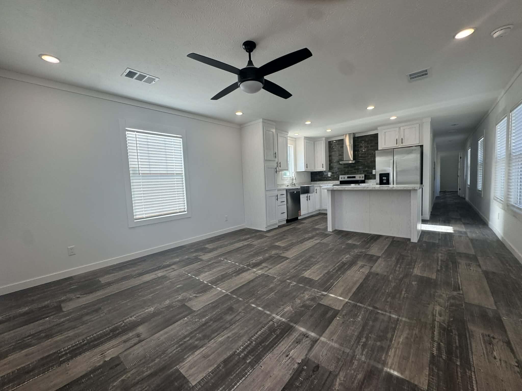 OAKWOOD HILLS - Residential Lease