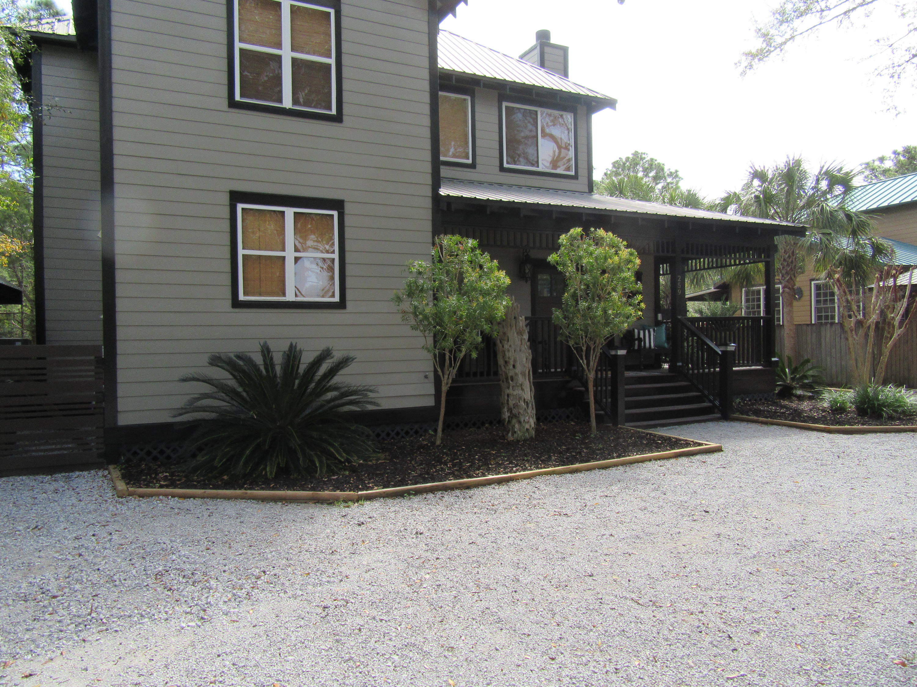 DAUGHETTES AMENDED - Residential