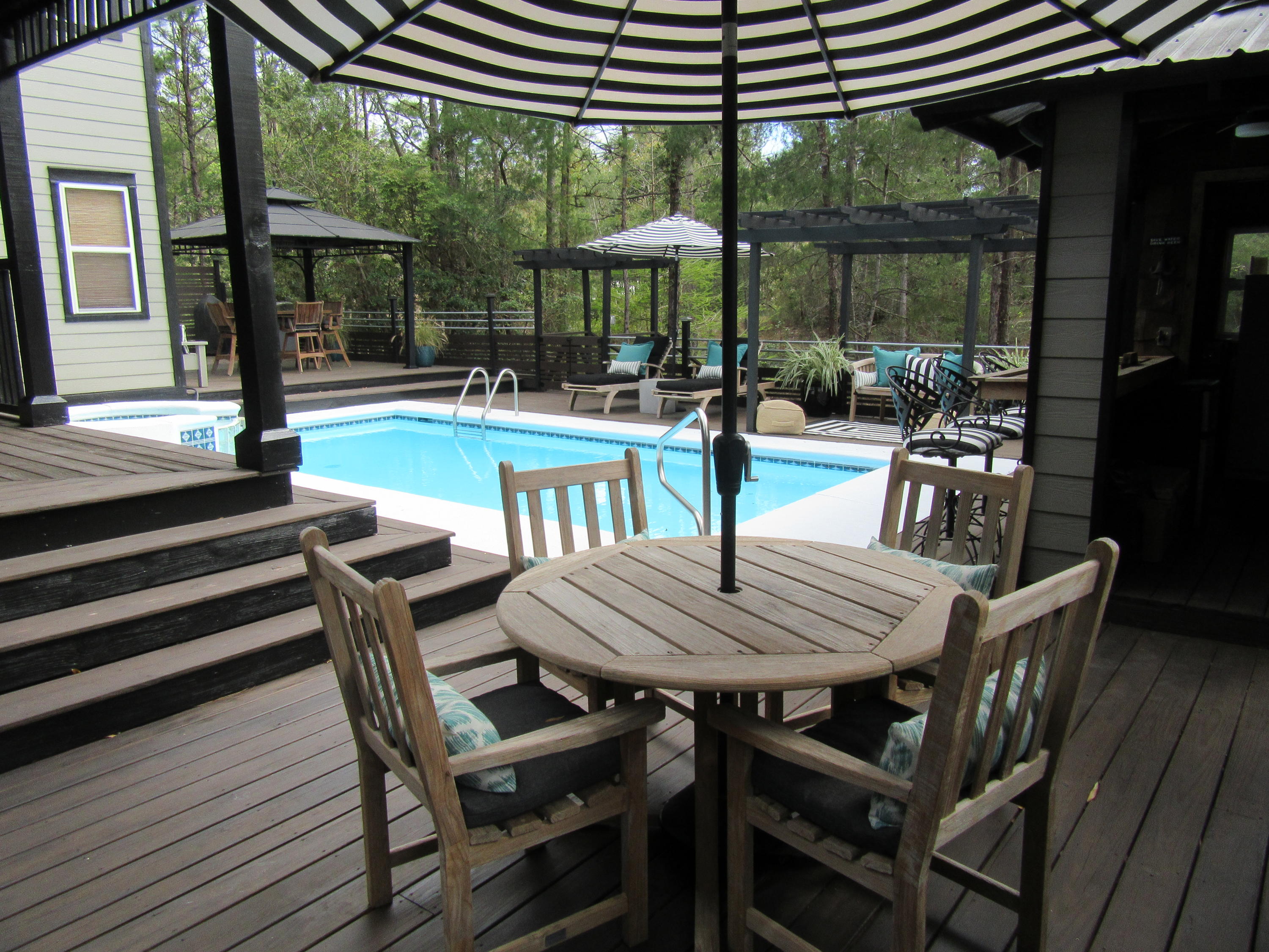 DAUGHETTES AMENDED - Residential