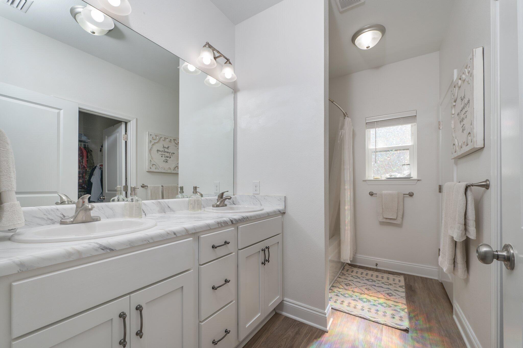 SHILOH PLACE - Residential