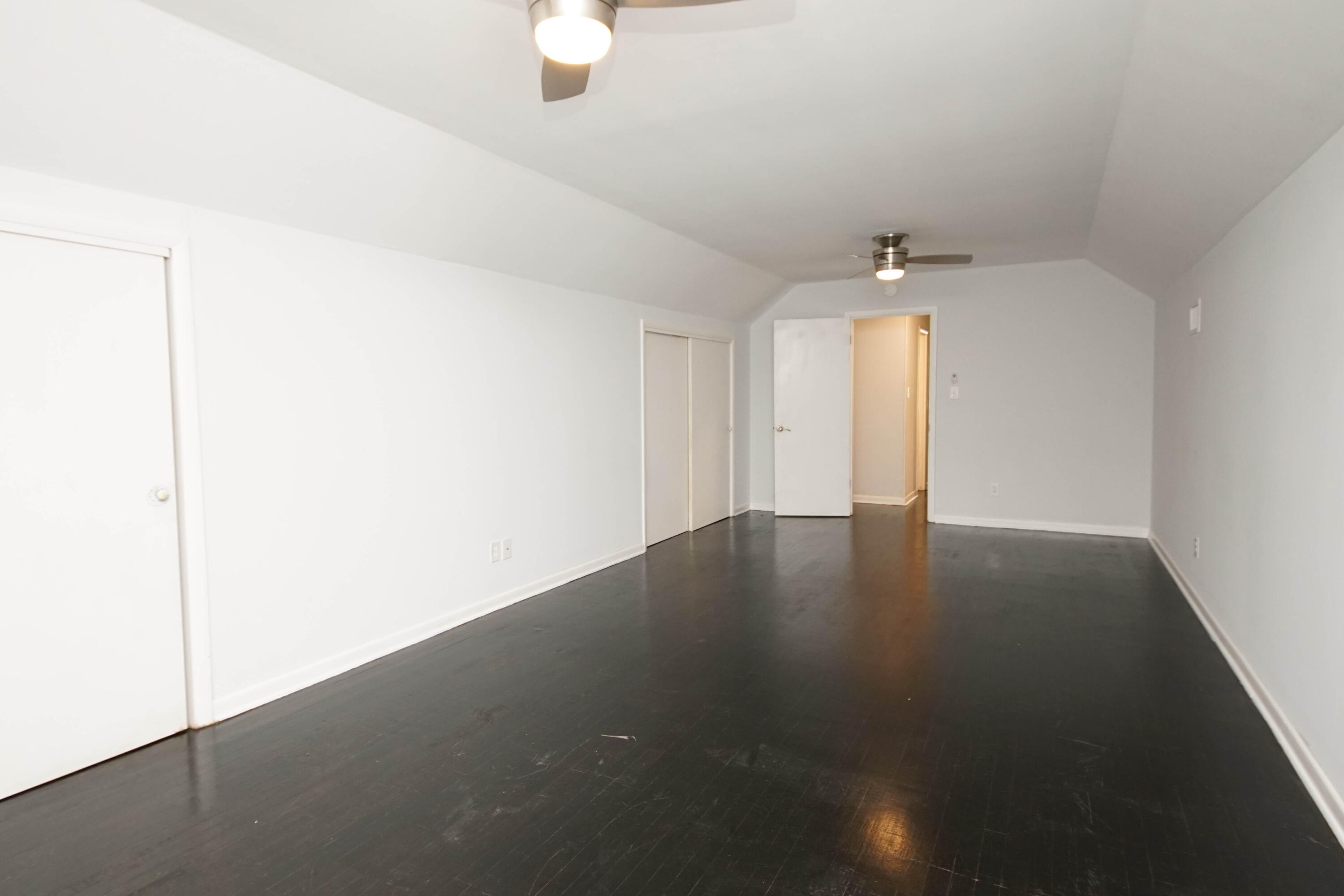 COUNTRY CLUB ESTATES - Residential Lease