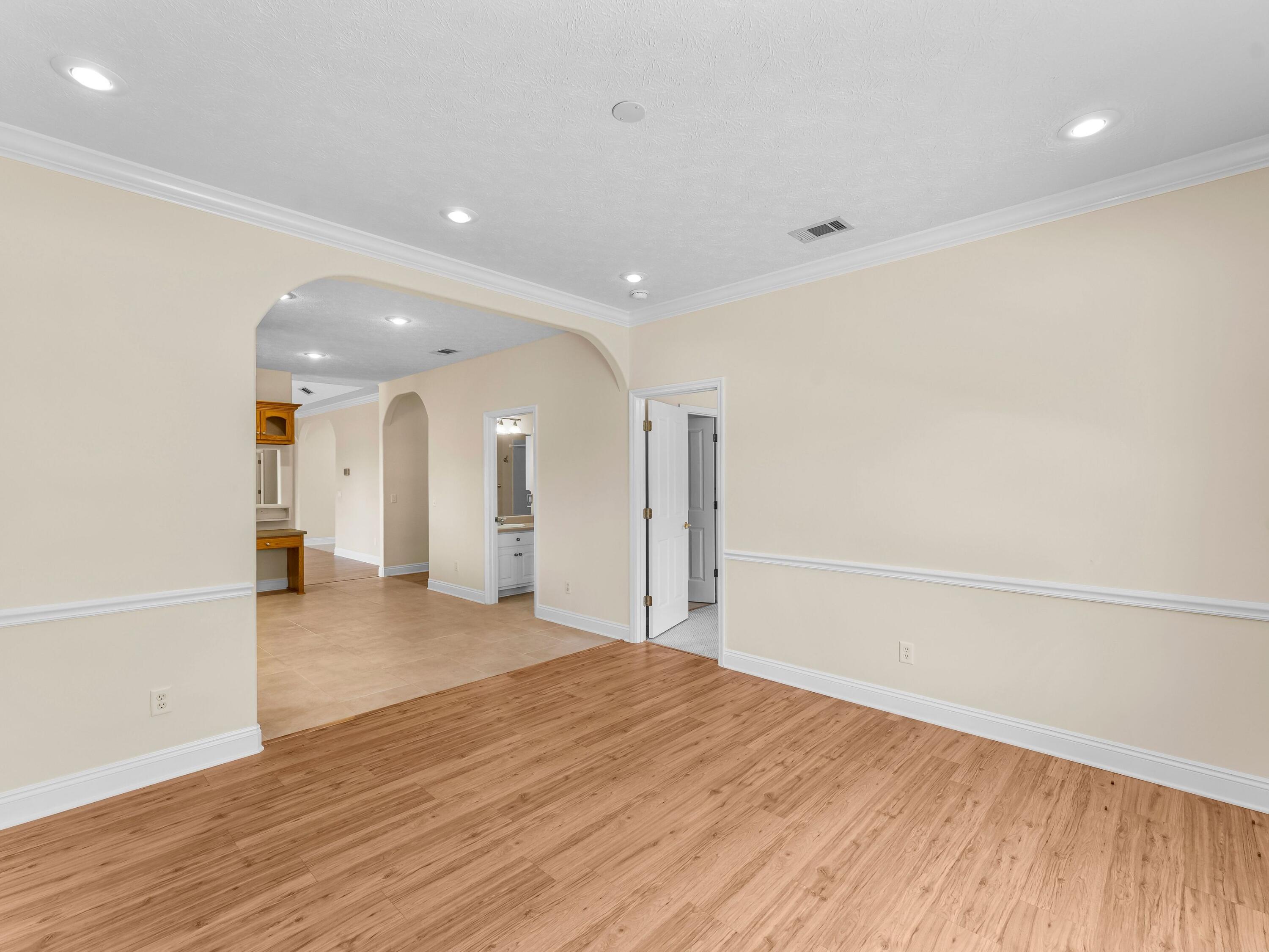 LYNN HAVEN - Residential