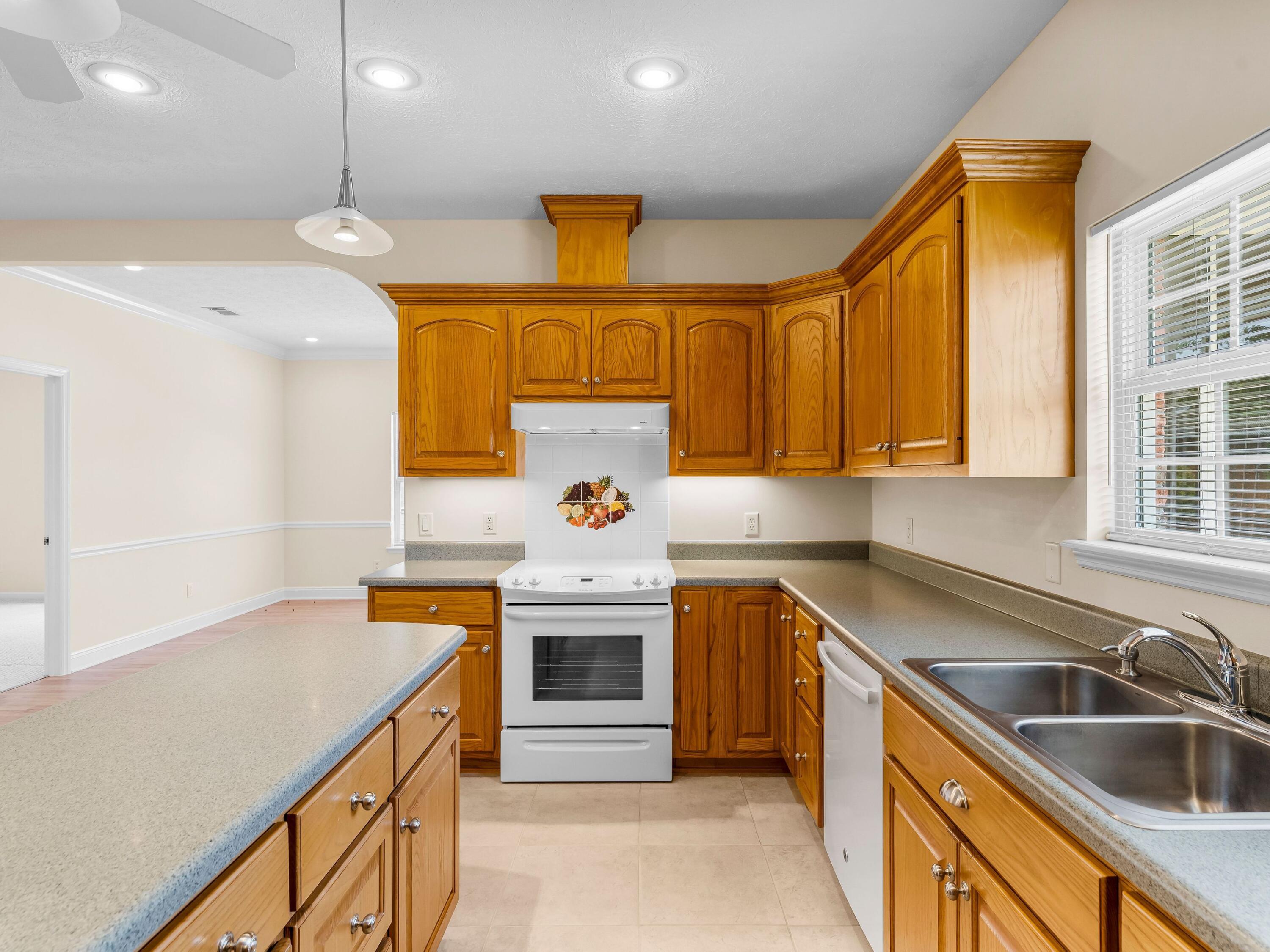 LYNN HAVEN - Residential