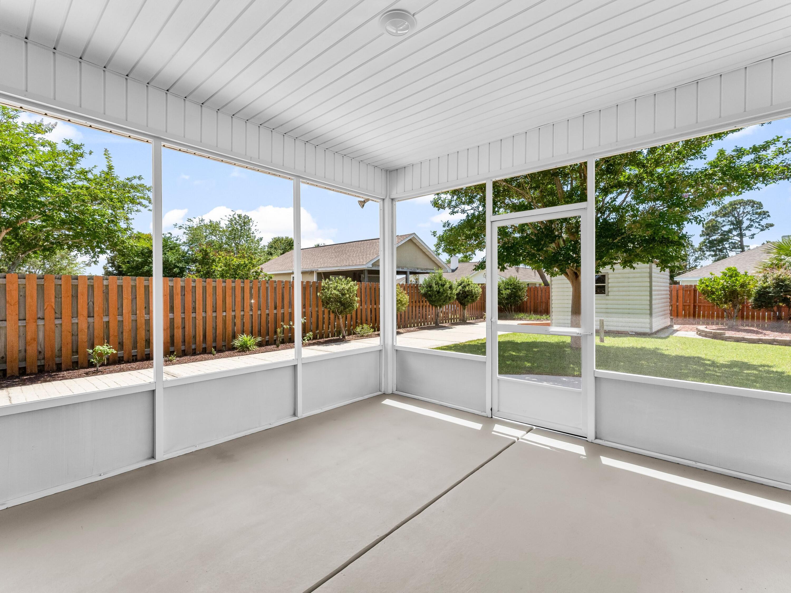 LYNN HAVEN - Residential