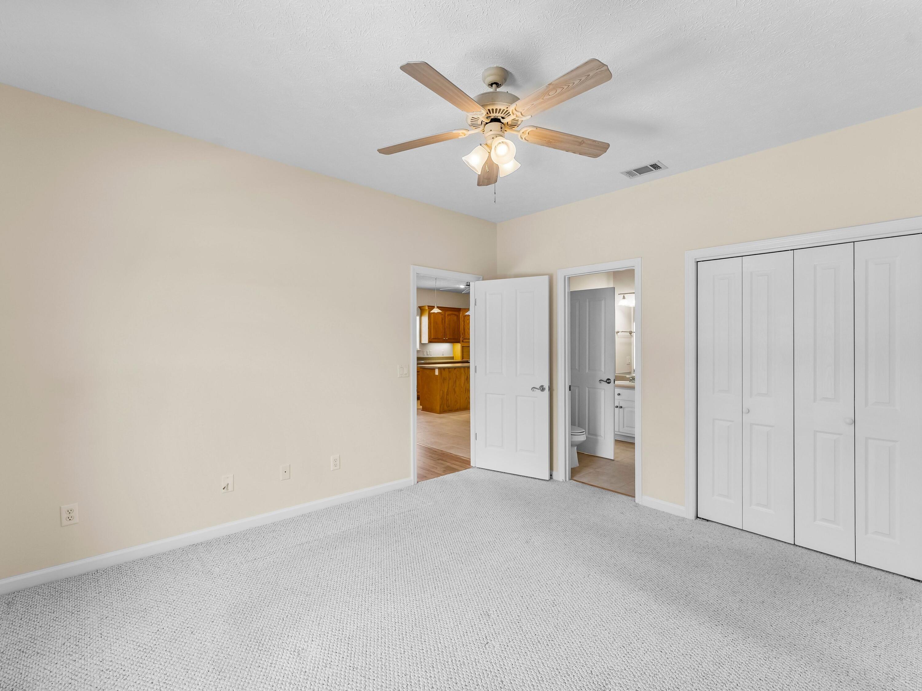 LYNN HAVEN - Residential