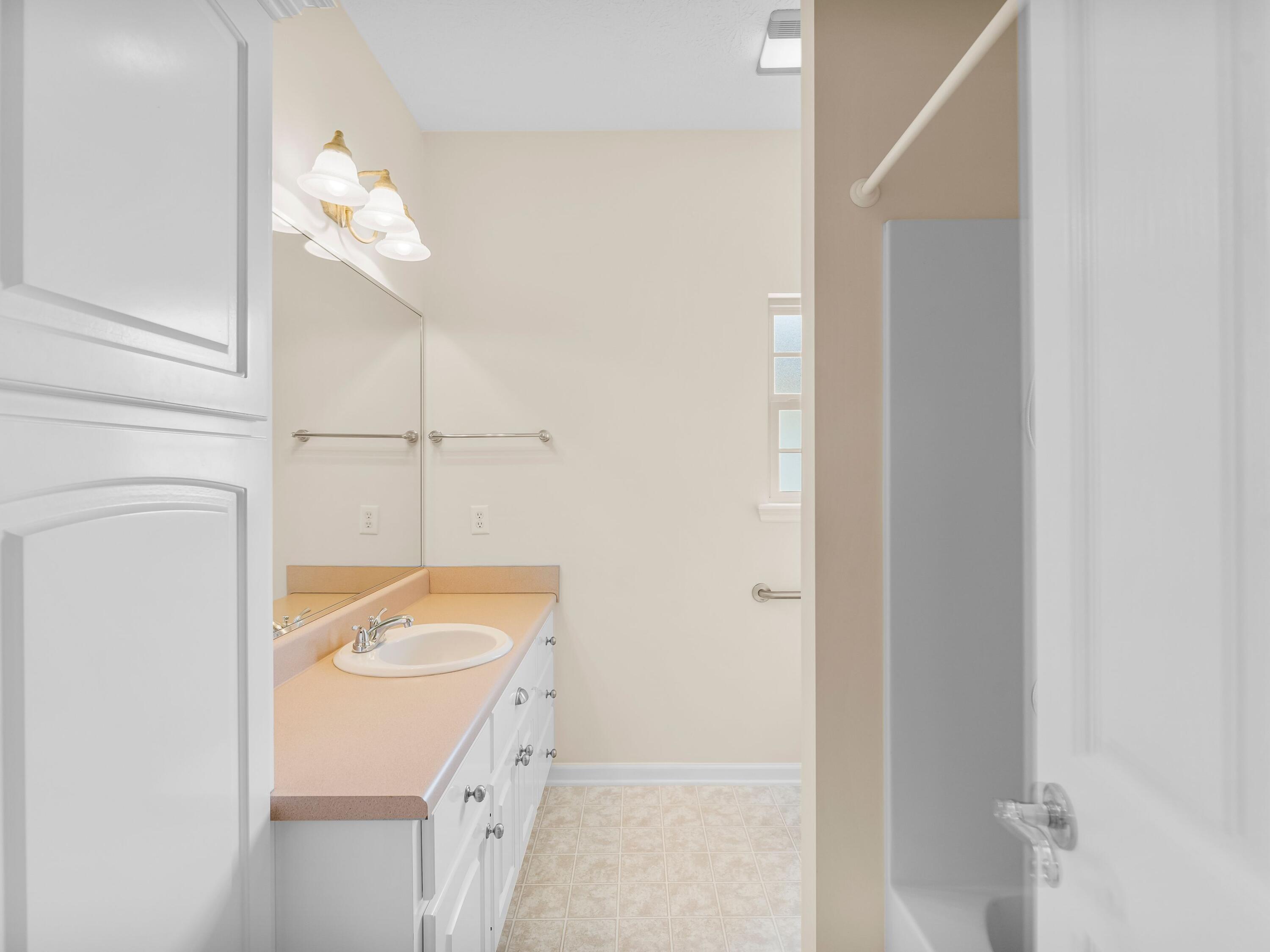 LYNN HAVEN - Residential