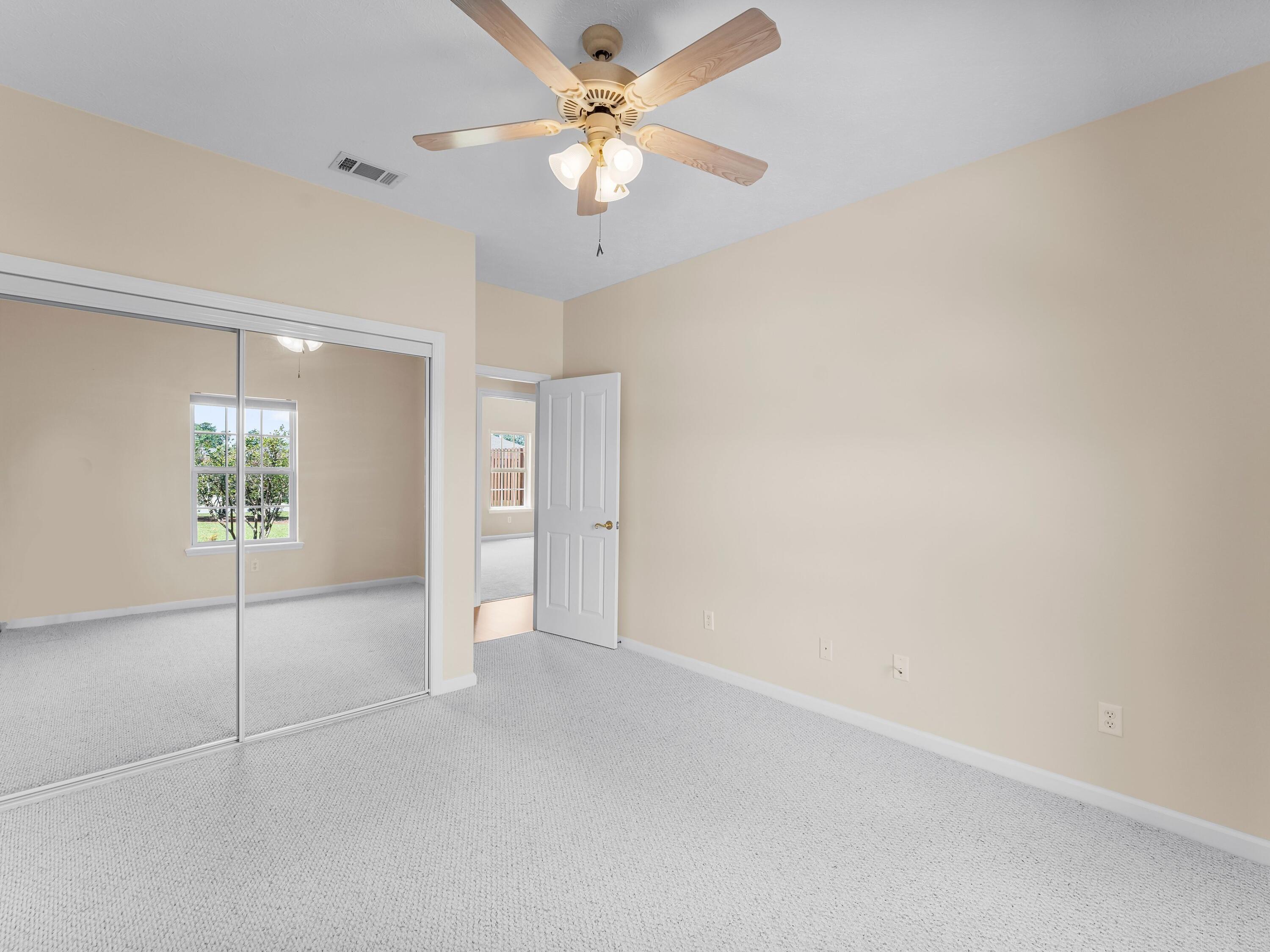 LYNN HAVEN - Residential