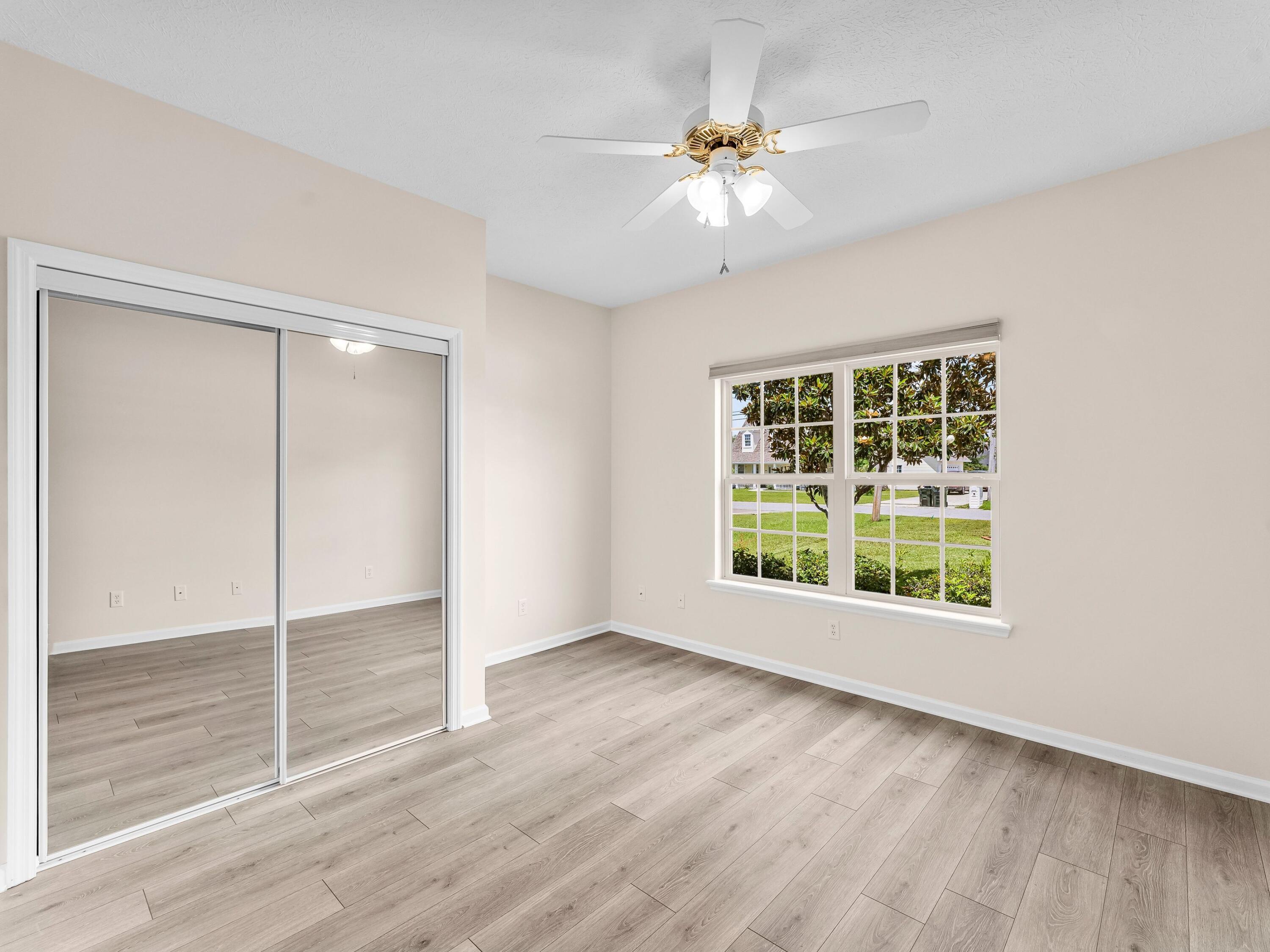 LYNN HAVEN - Residential