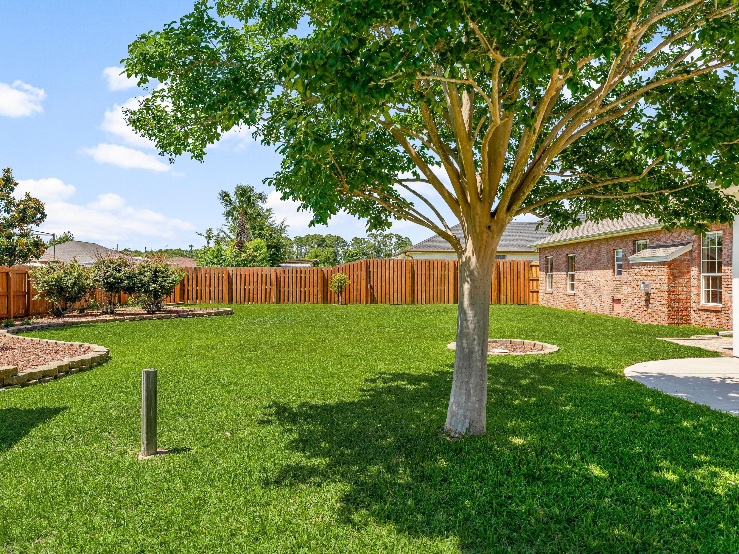 LYNN HAVEN - Residential