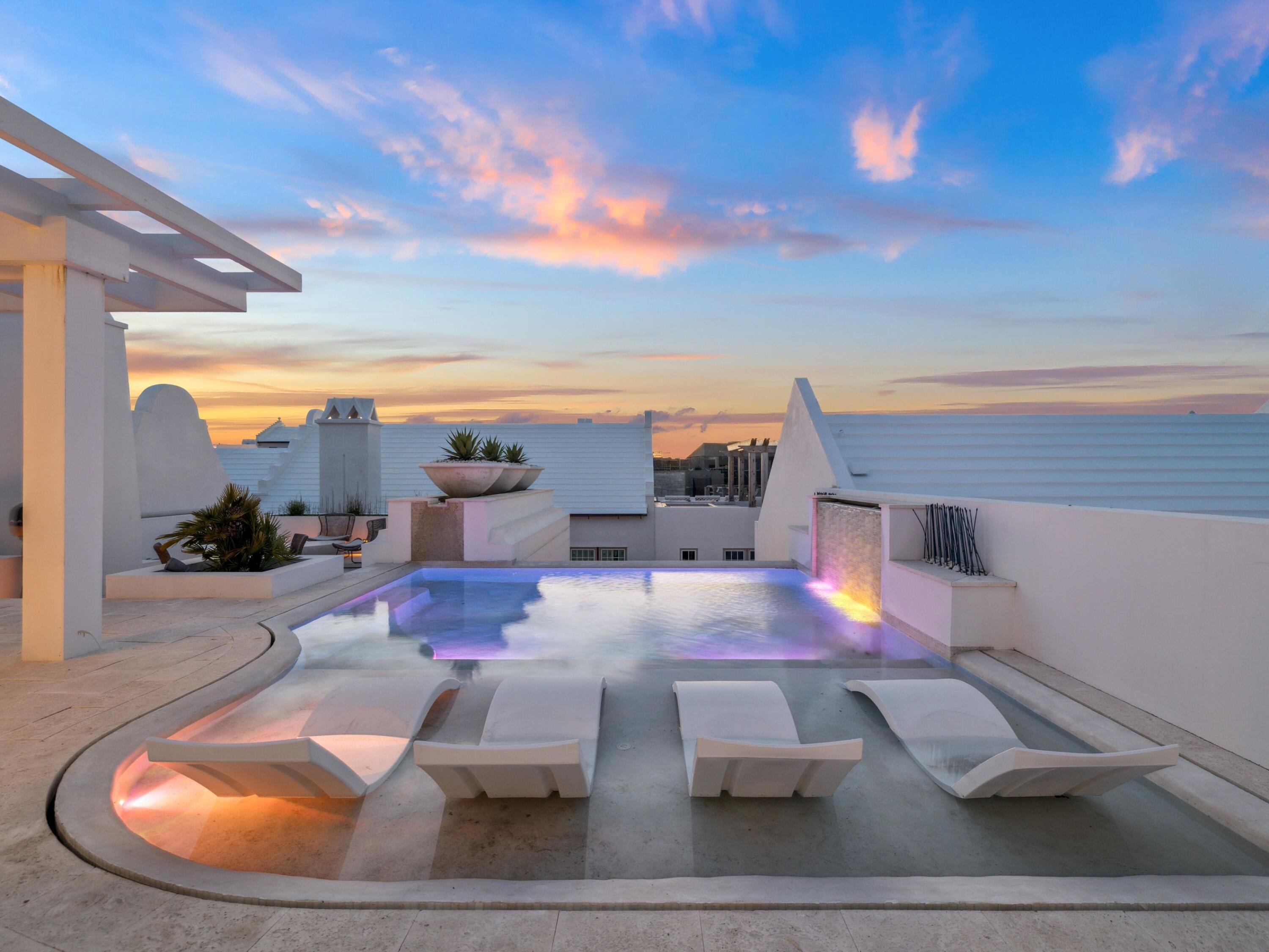 ALYS BEACH - Residential