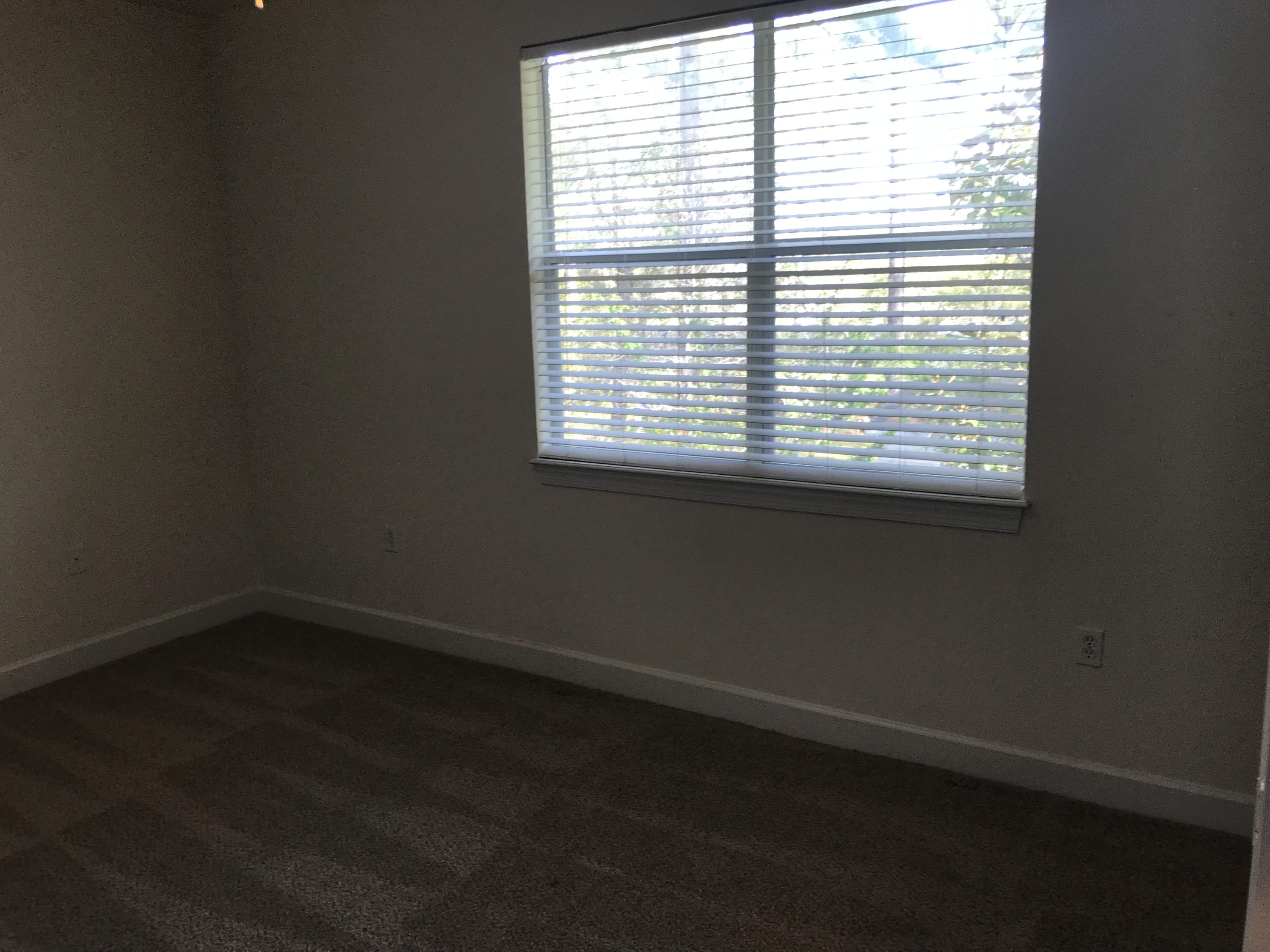 PALMS OF FREEPORT - Residential Lease