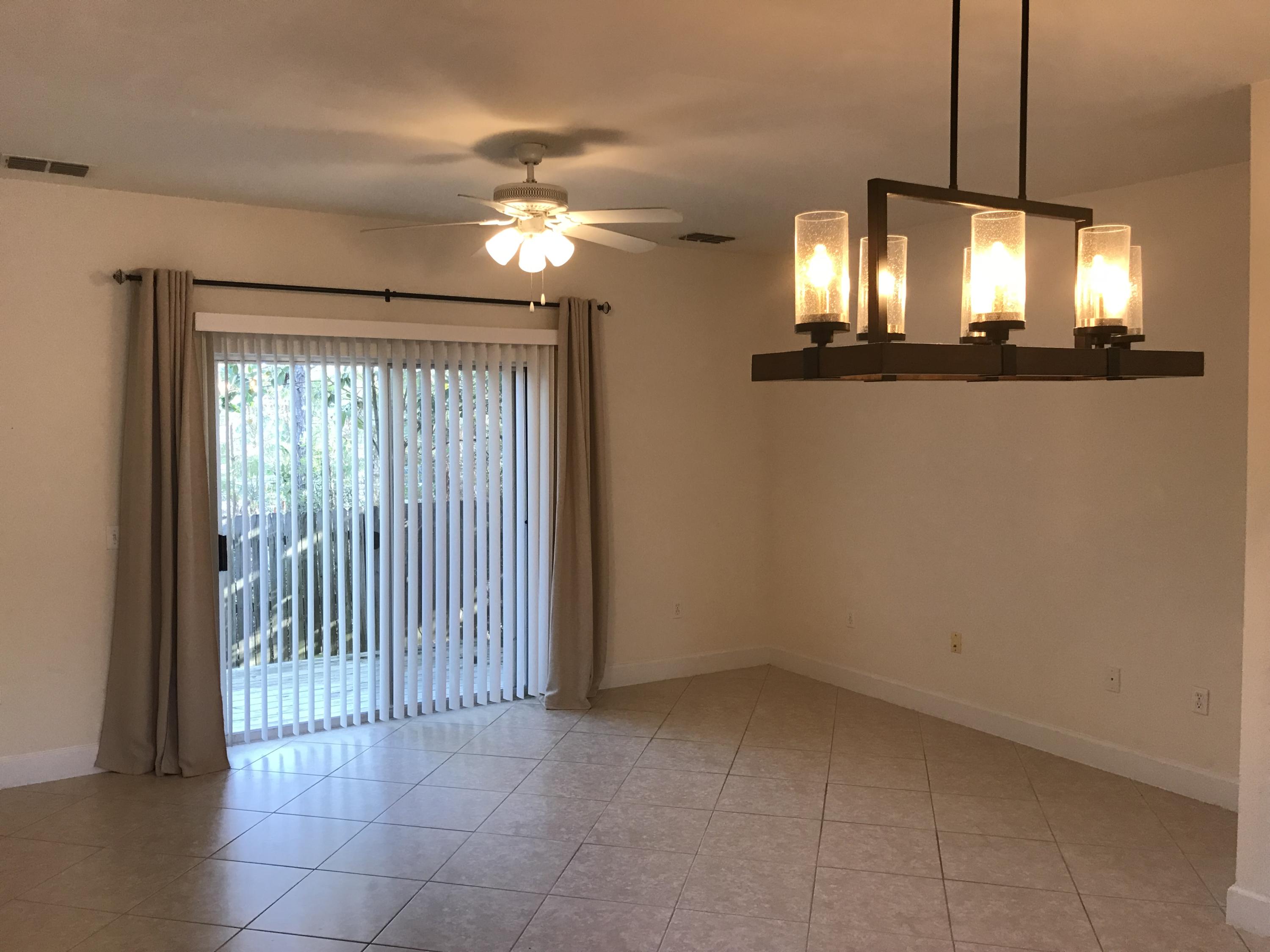 PALMS OF FREEPORT - Residential Lease