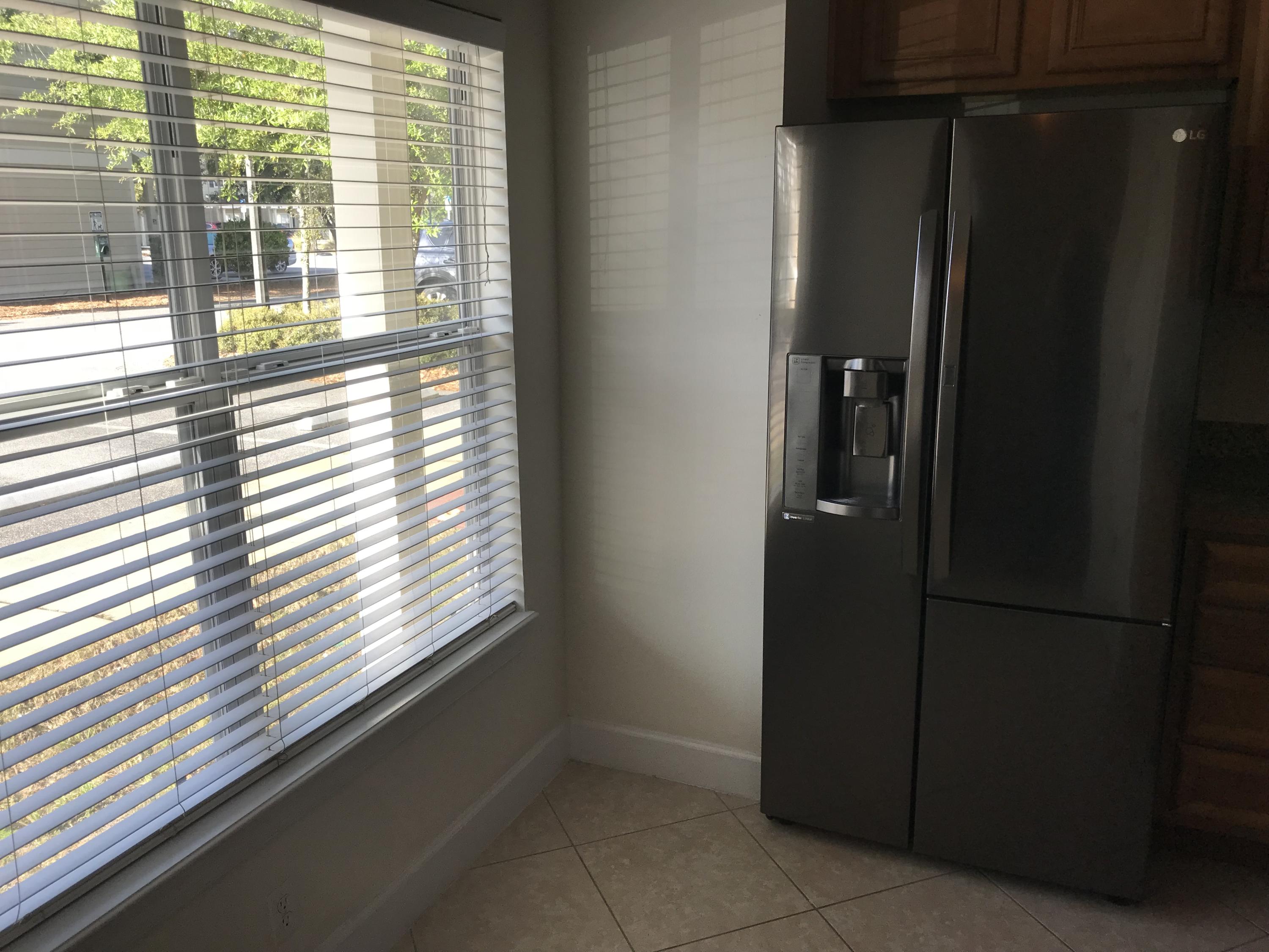 PALMS OF FREEPORT - Residential Lease