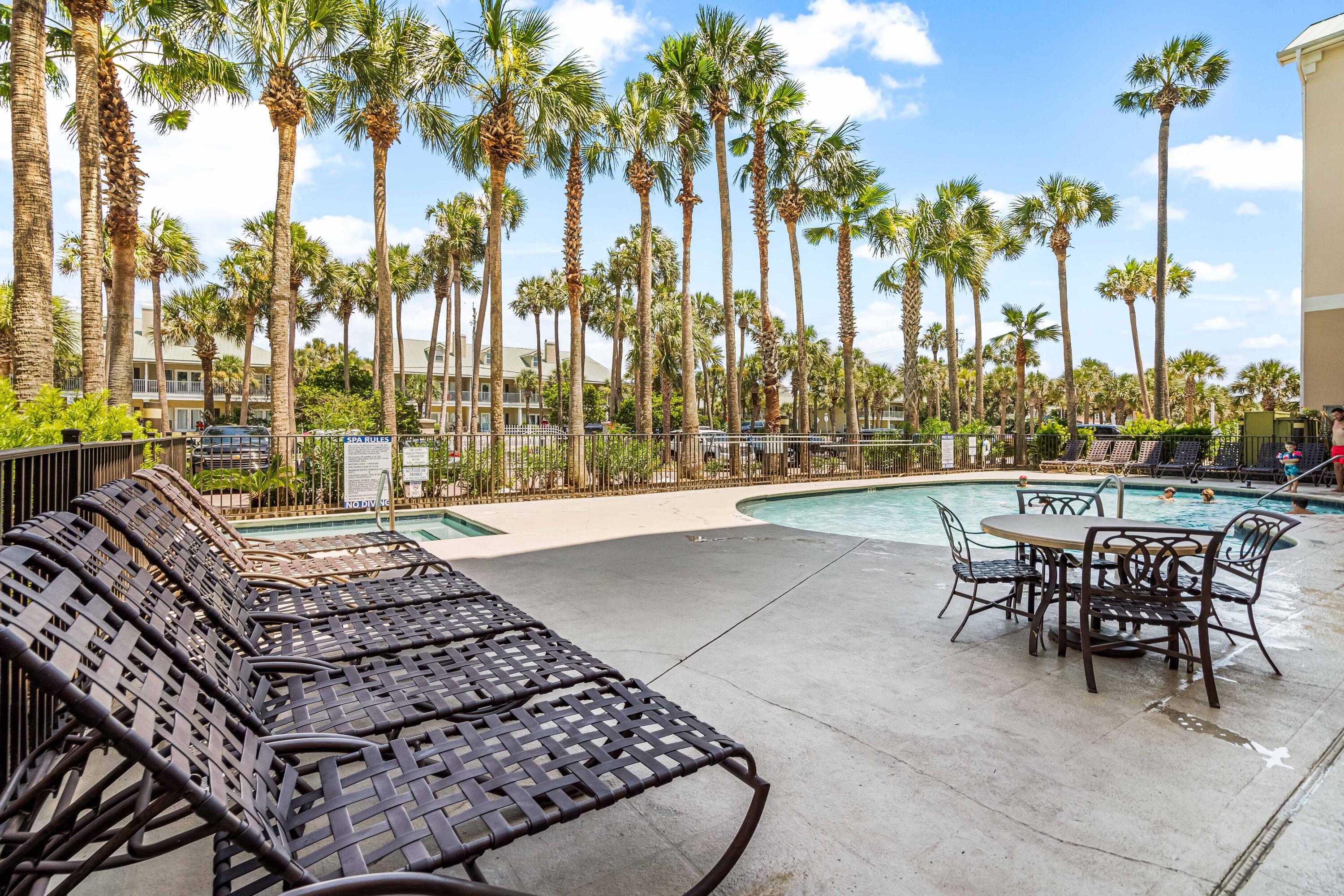 CRYSTAL DUNES CONDO - Residential