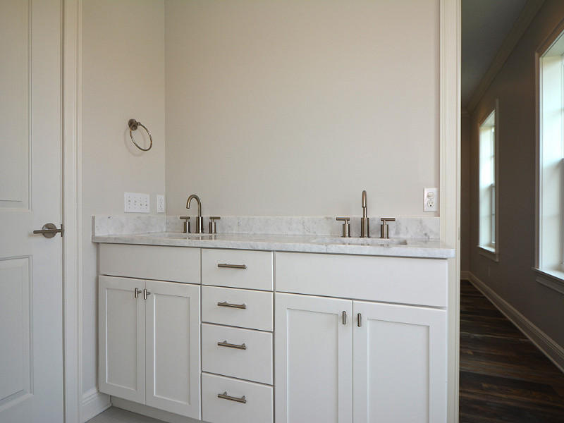 Villa Lago - Residential