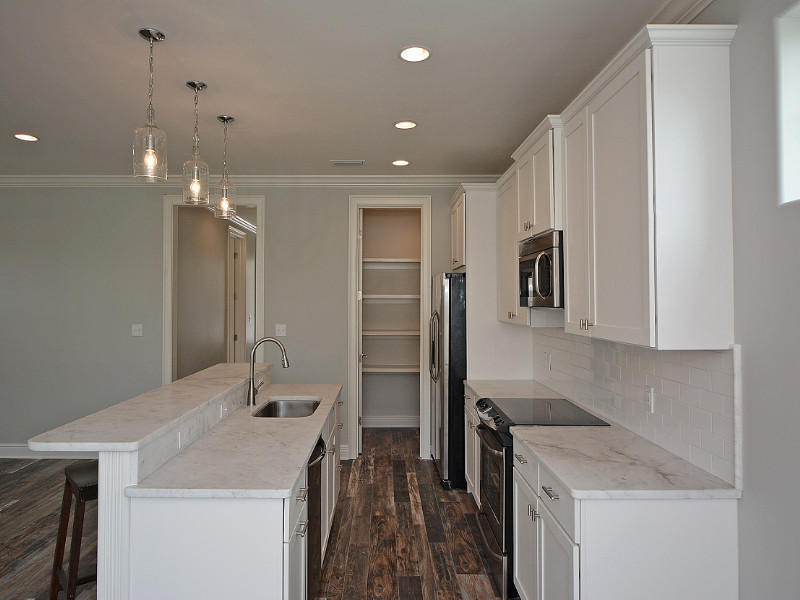 Villa Lago - Residential