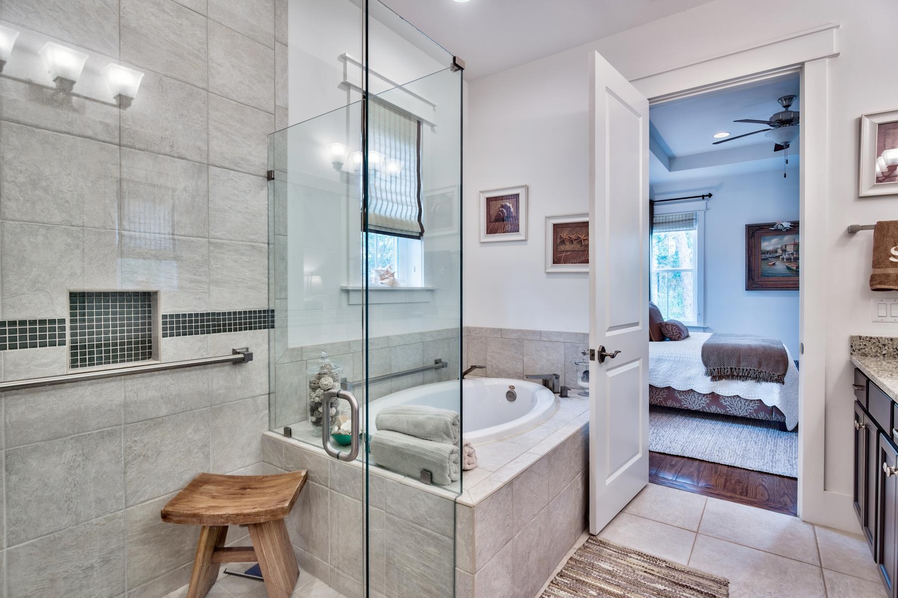 NATUREWALK AT SEAGROVE - Residential