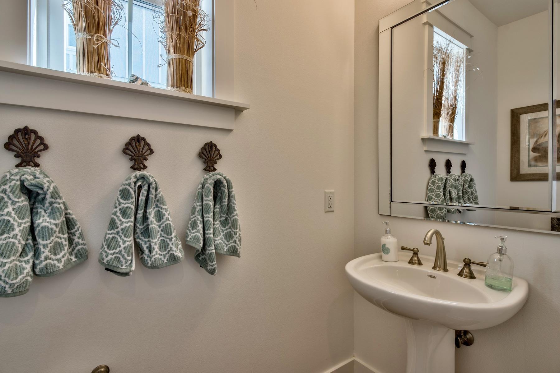 NATUREWALK AT SEAGROVE - Residential