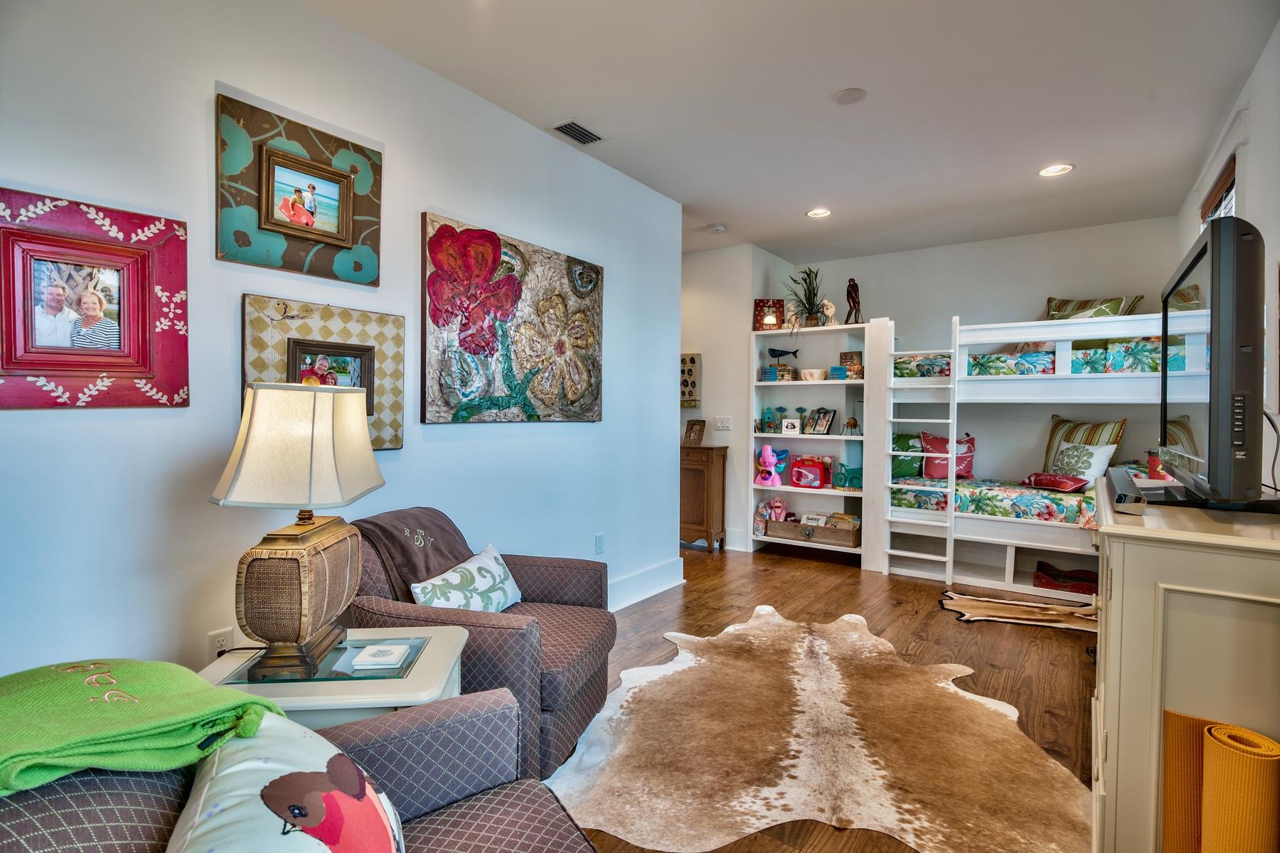 NATUREWALK AT SEAGROVE - Residential