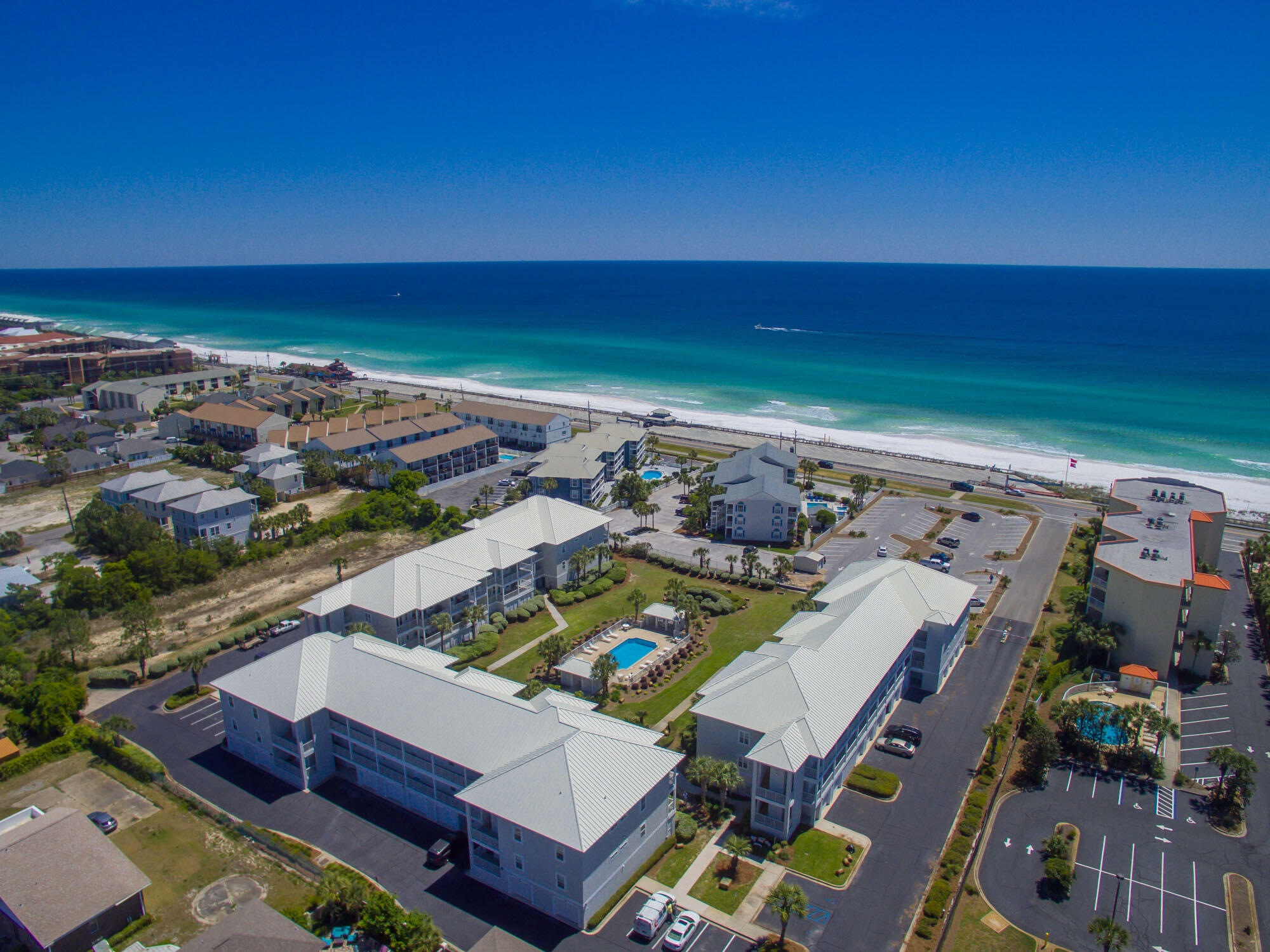 PAVILION PALMS - Residential