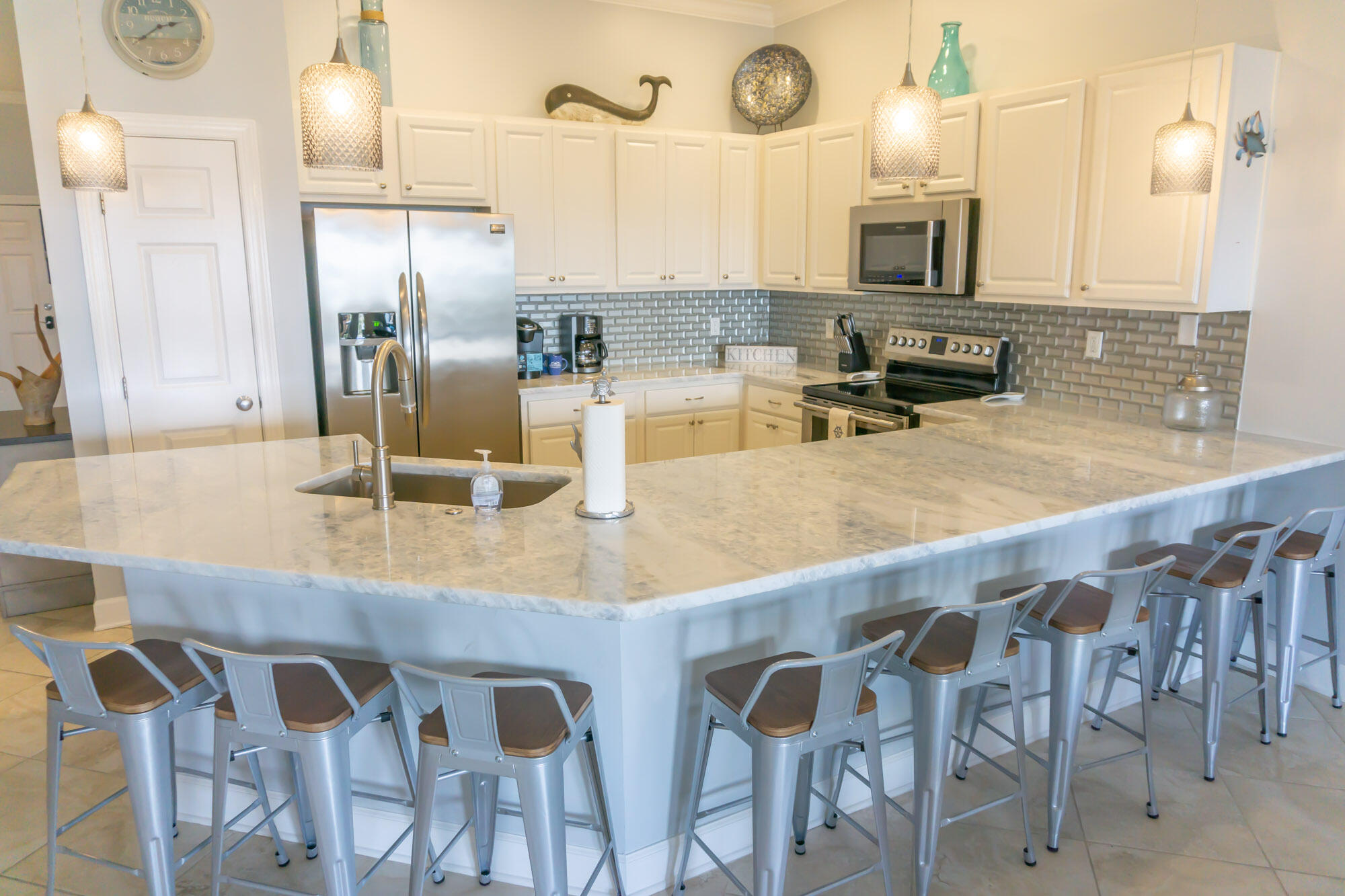 PAVILION PALMS - Residential