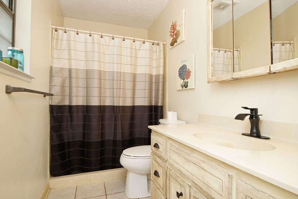 PINEWOOD ESTATES 2 - Residential