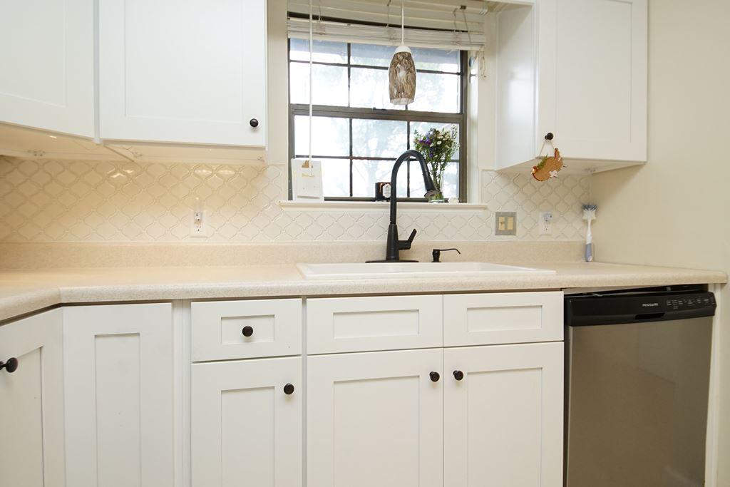 PINEWOOD ESTATES 2 - Residential