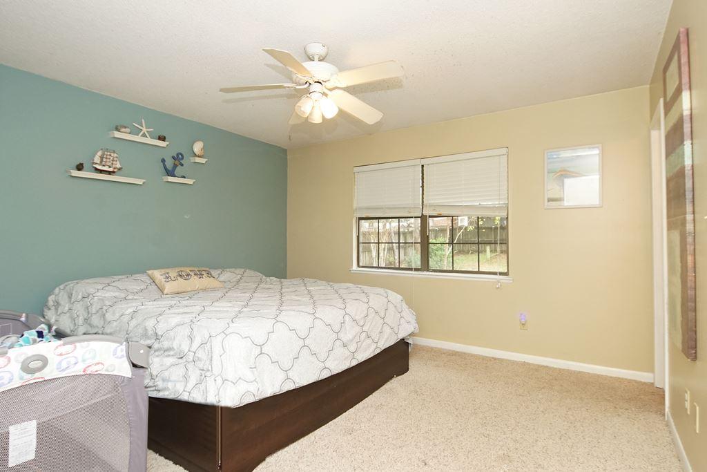 PINEWOOD ESTATES 2 - Residential