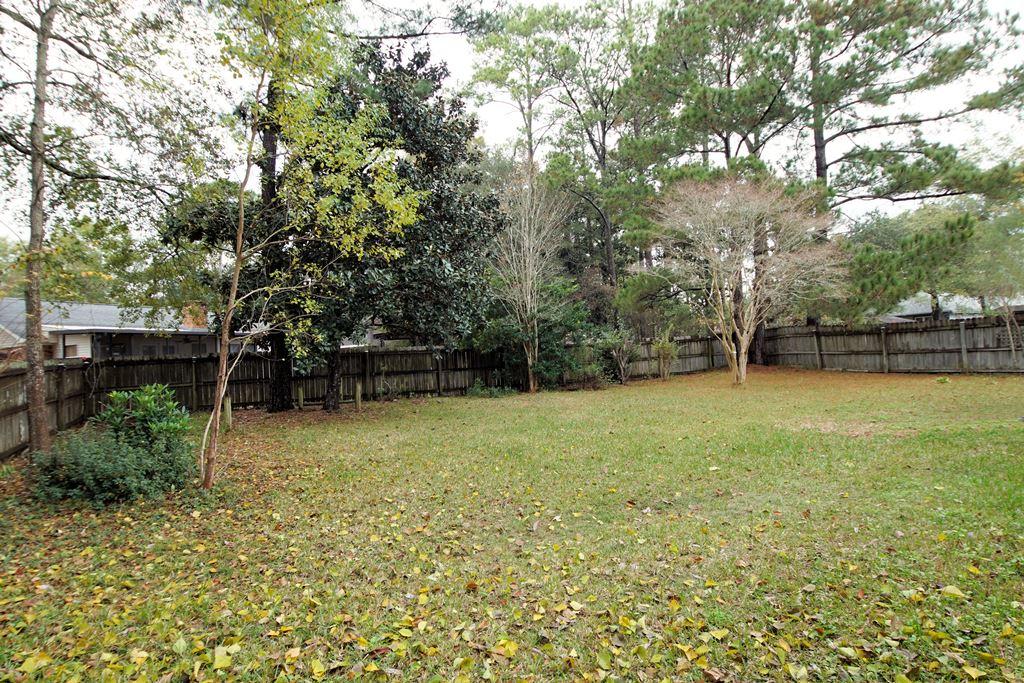 PINEWOOD ESTATES 2 - Residential