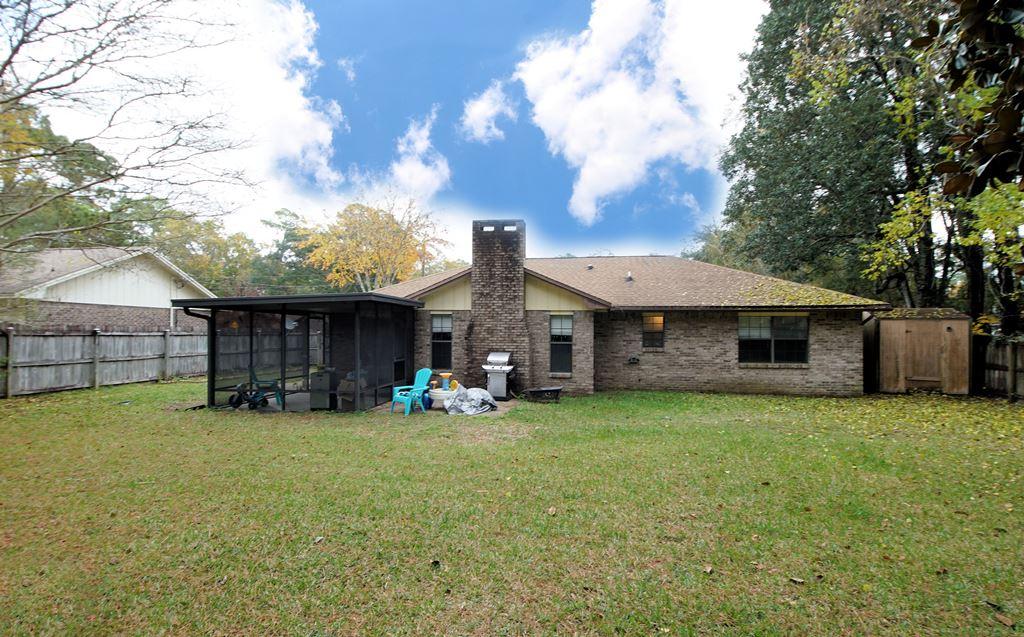 PINEWOOD ESTATES 2 - Residential