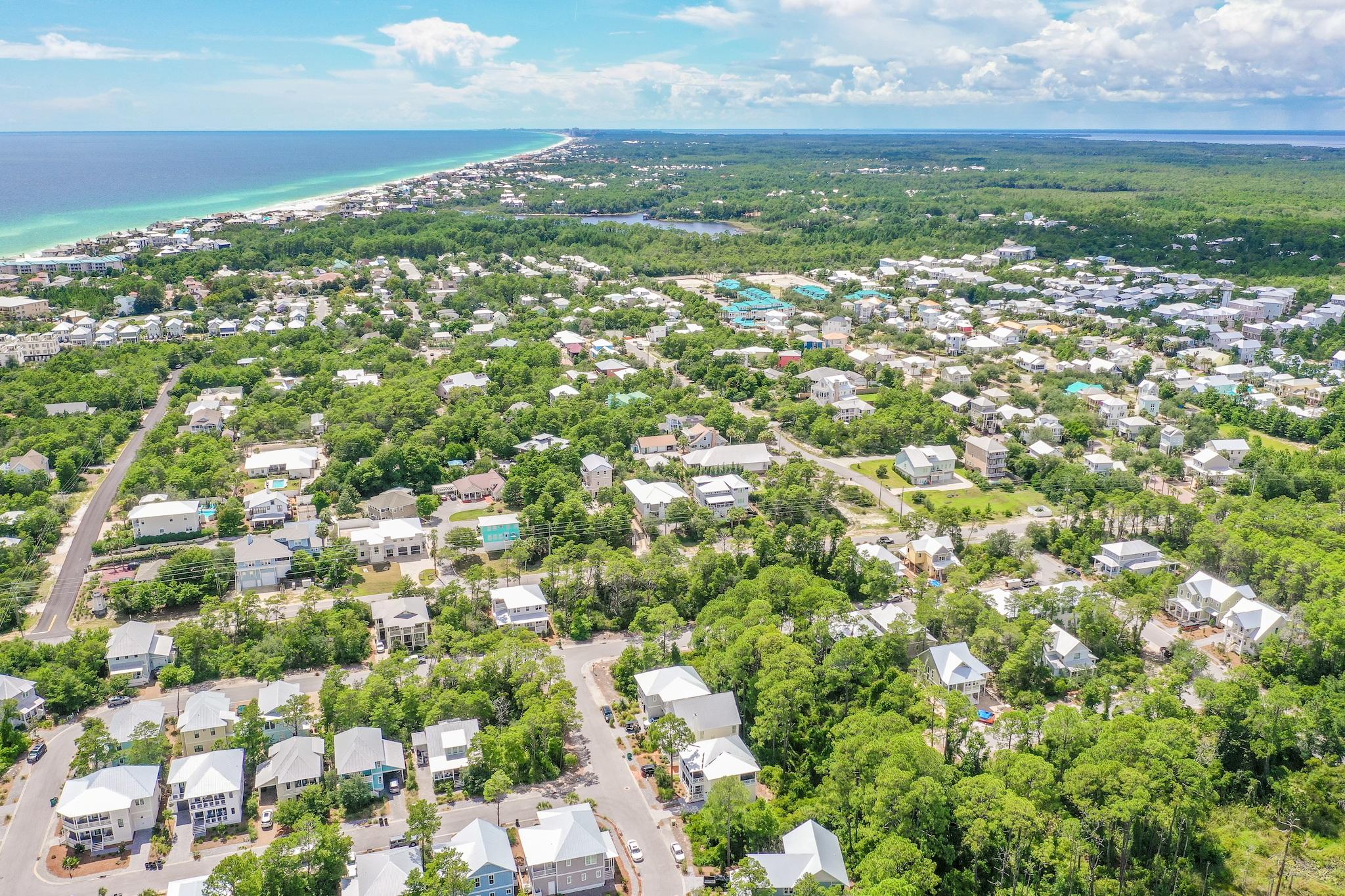 LAKESIDE AT BLUE MOUNTAIN BEACH - Residential