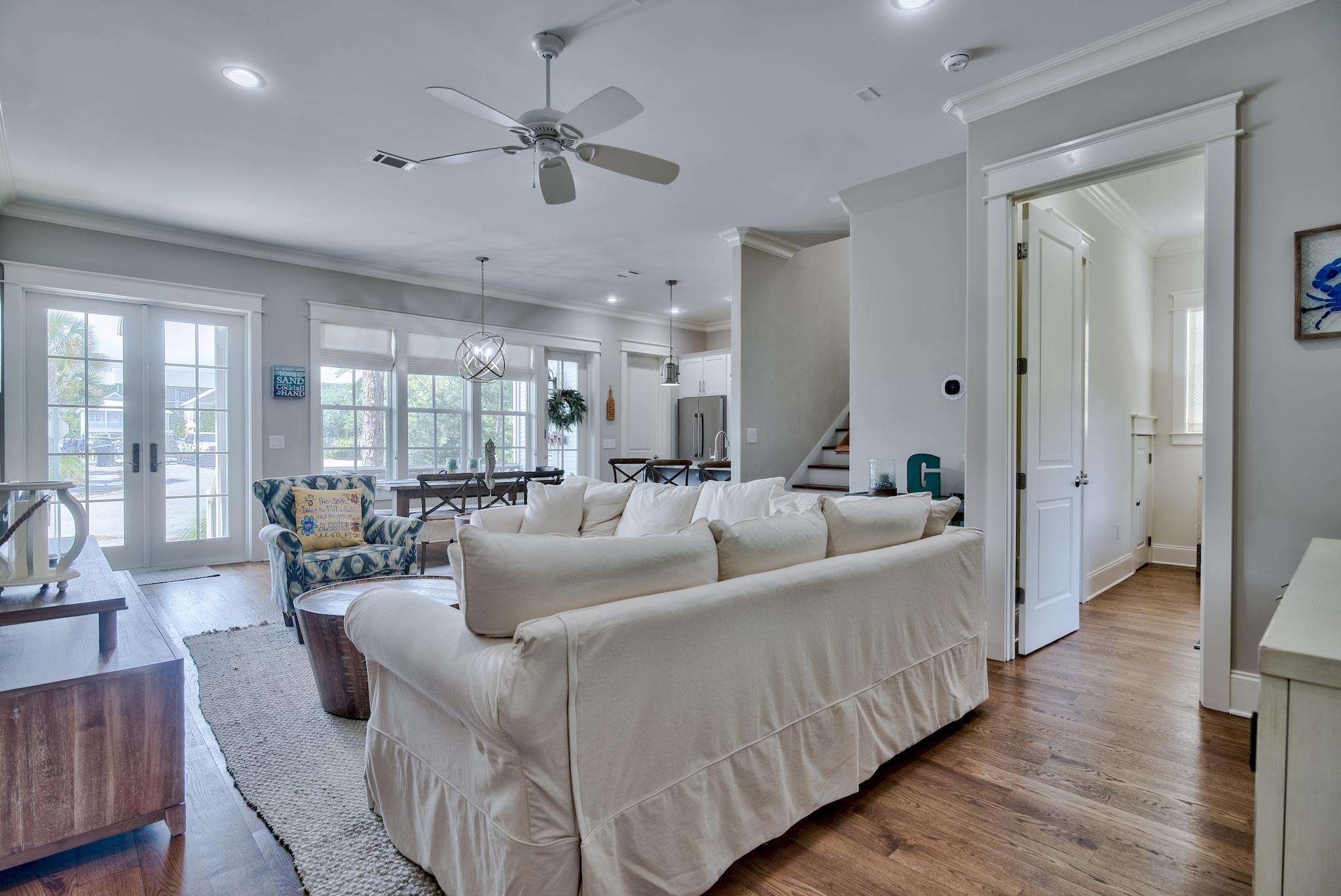 LAKESIDE AT BLUE MOUNTAIN BEACH - Residential