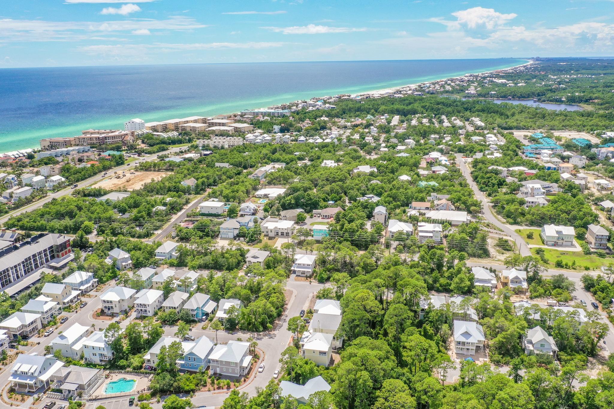 LAKESIDE AT BLUE MOUNTAIN BEACH - Residential