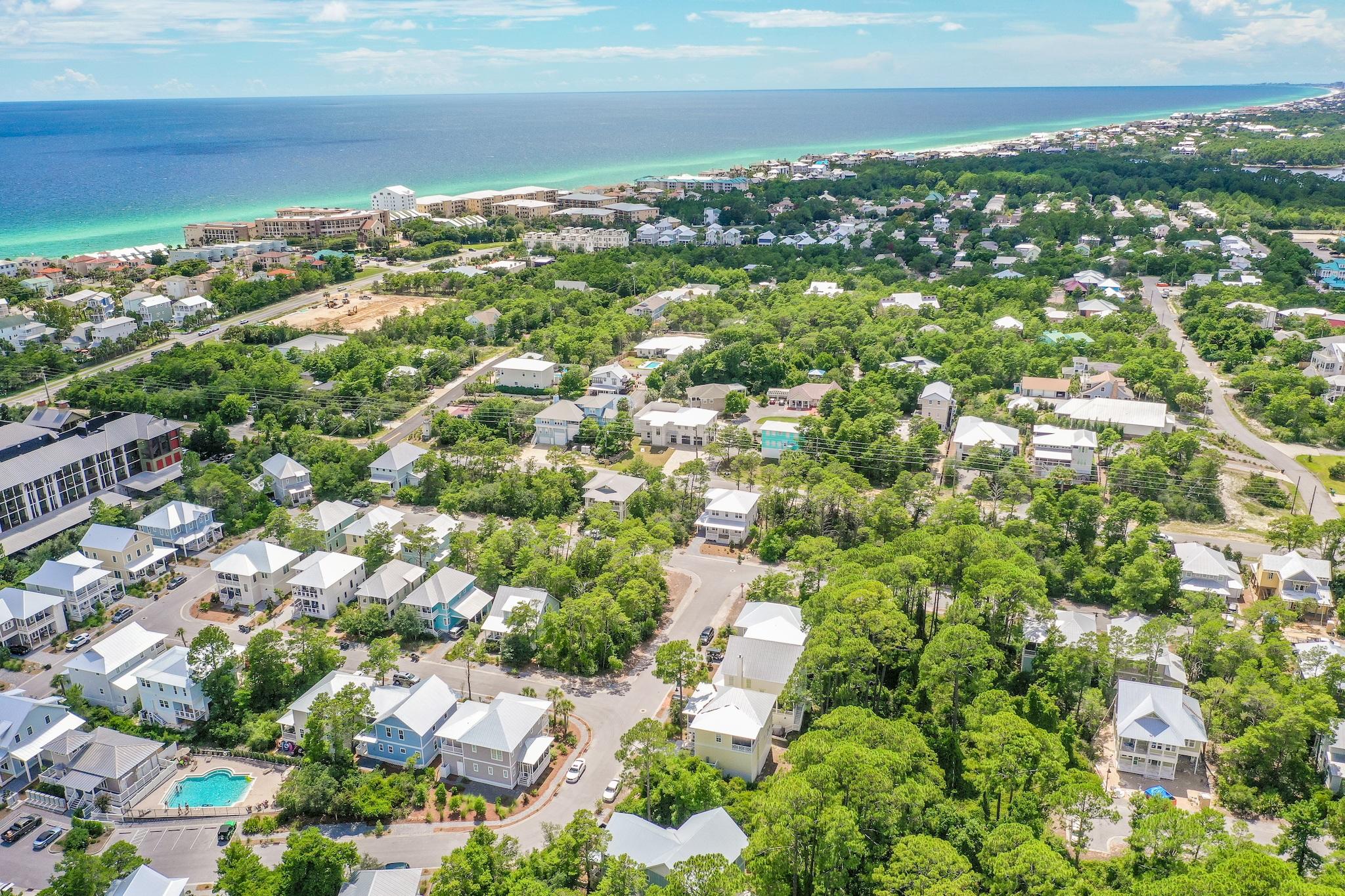 LAKESIDE AT BLUE MOUNTAIN BEACH - Residential