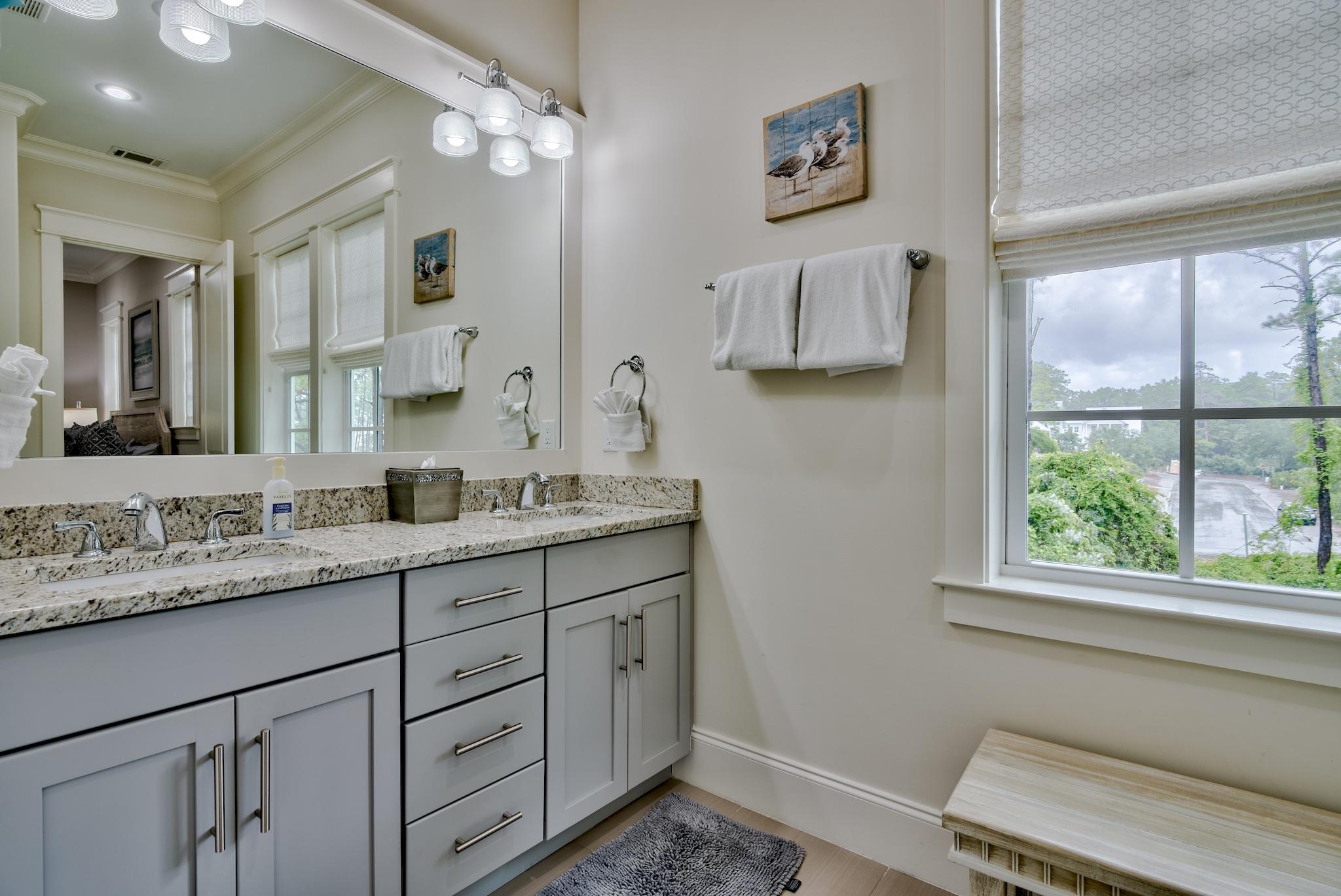 LAKESIDE AT BLUE MOUNTAIN BEACH - Residential