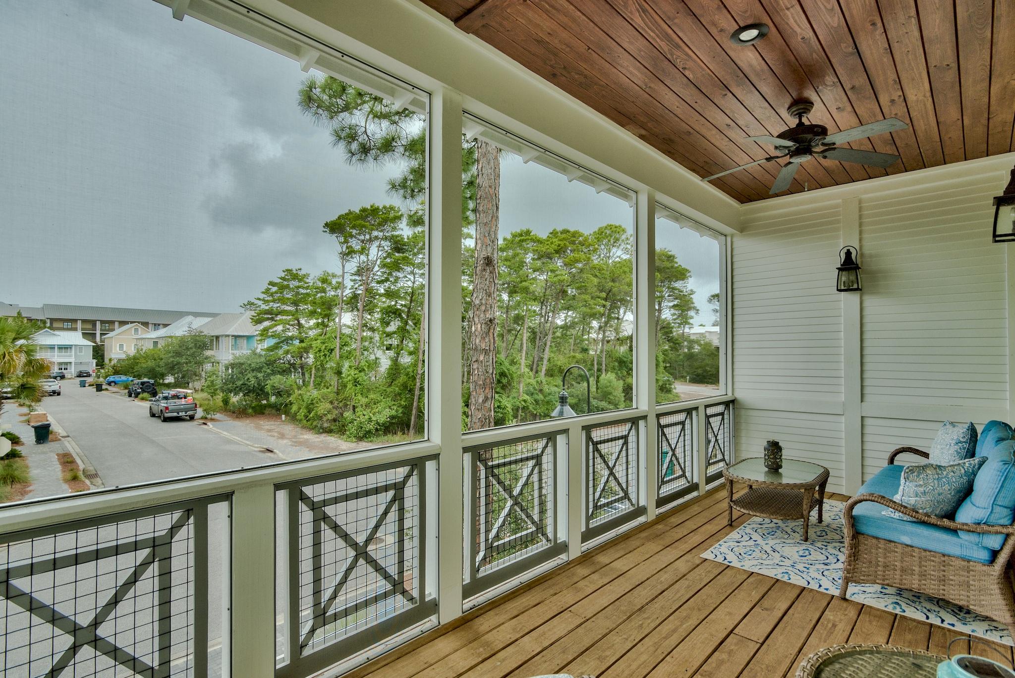 LAKESIDE AT BLUE MOUNTAIN BEACH - Residential