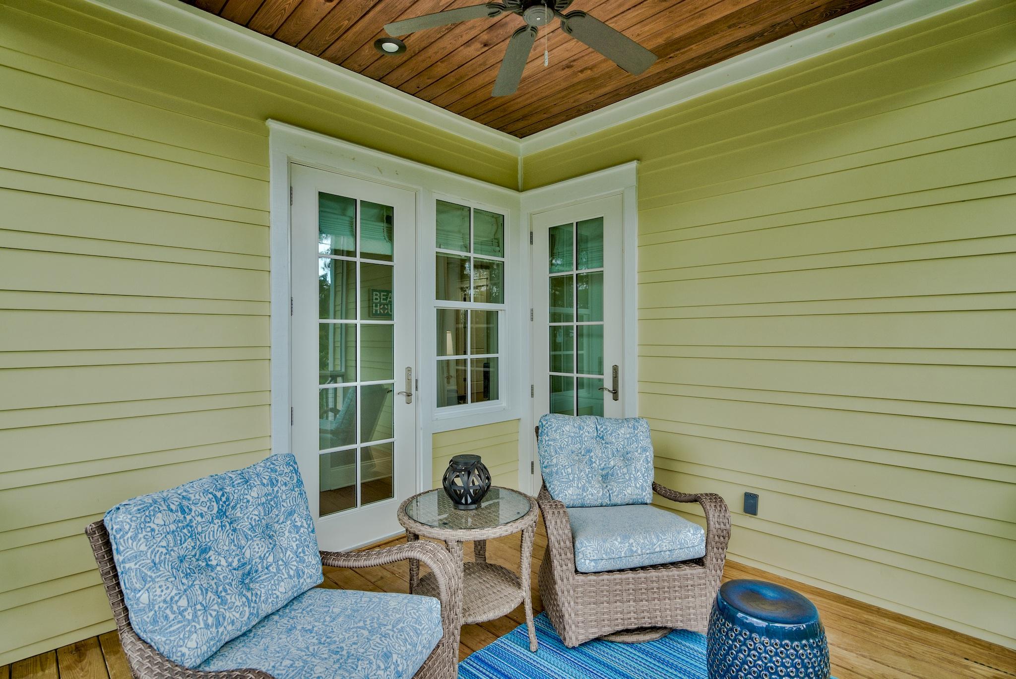 LAKESIDE AT BLUE MOUNTAIN BEACH - Residential