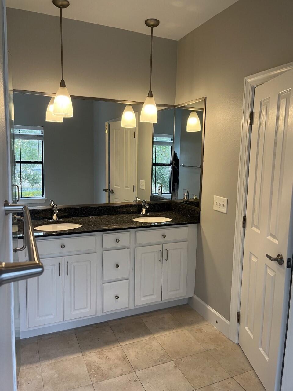 SOUTH HAVEN TOWNHOMES - Residential