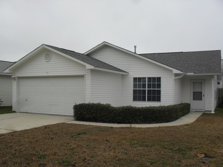 Come check out this gem of a home. Nicely well-maintained home within walking distance to Santa Rosa Mall. Convenient to Hurlburt AFB and only 20 minutes to Eglin AFB. This home has a great layout, along with a screened in patio for relaxing. Come make this home yours with your own personnel touch. Refrigerator, washer & dryer convey as-is.AC replaced in June 2014 and roof was done in 2005. Yard has lawn pump & sprinkler system.