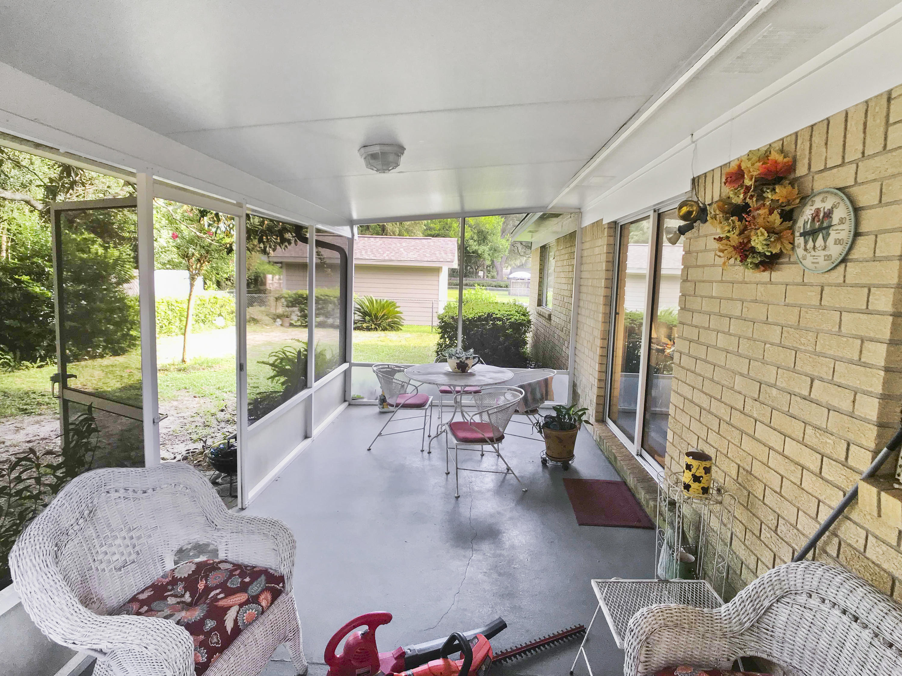 COUNTRY CLUB ESTATES 1ST ADDN - Residential